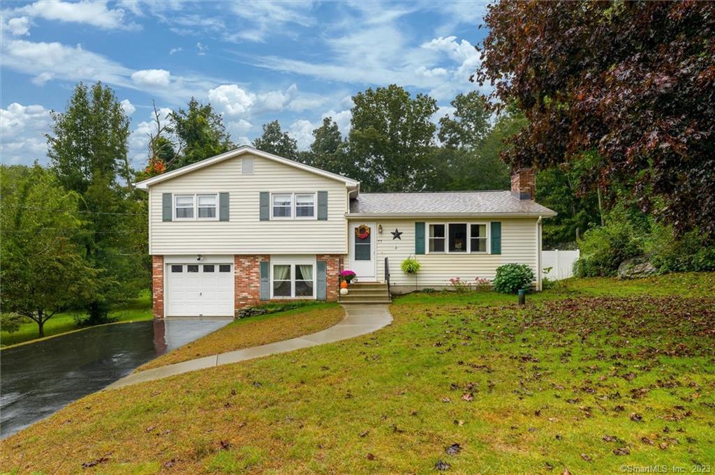 77 Grand View Terrace