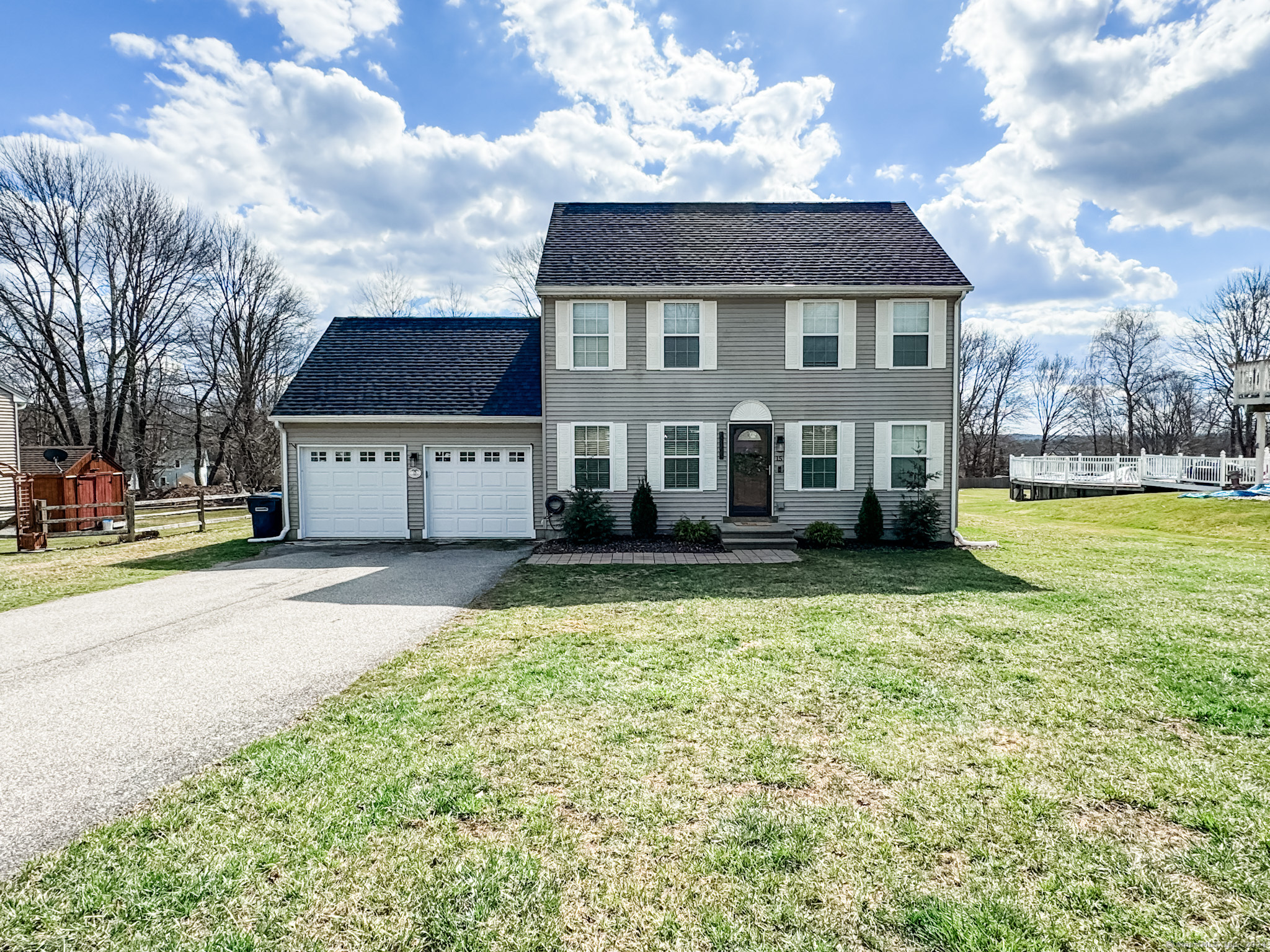 15 Bartlett Meadow Drive