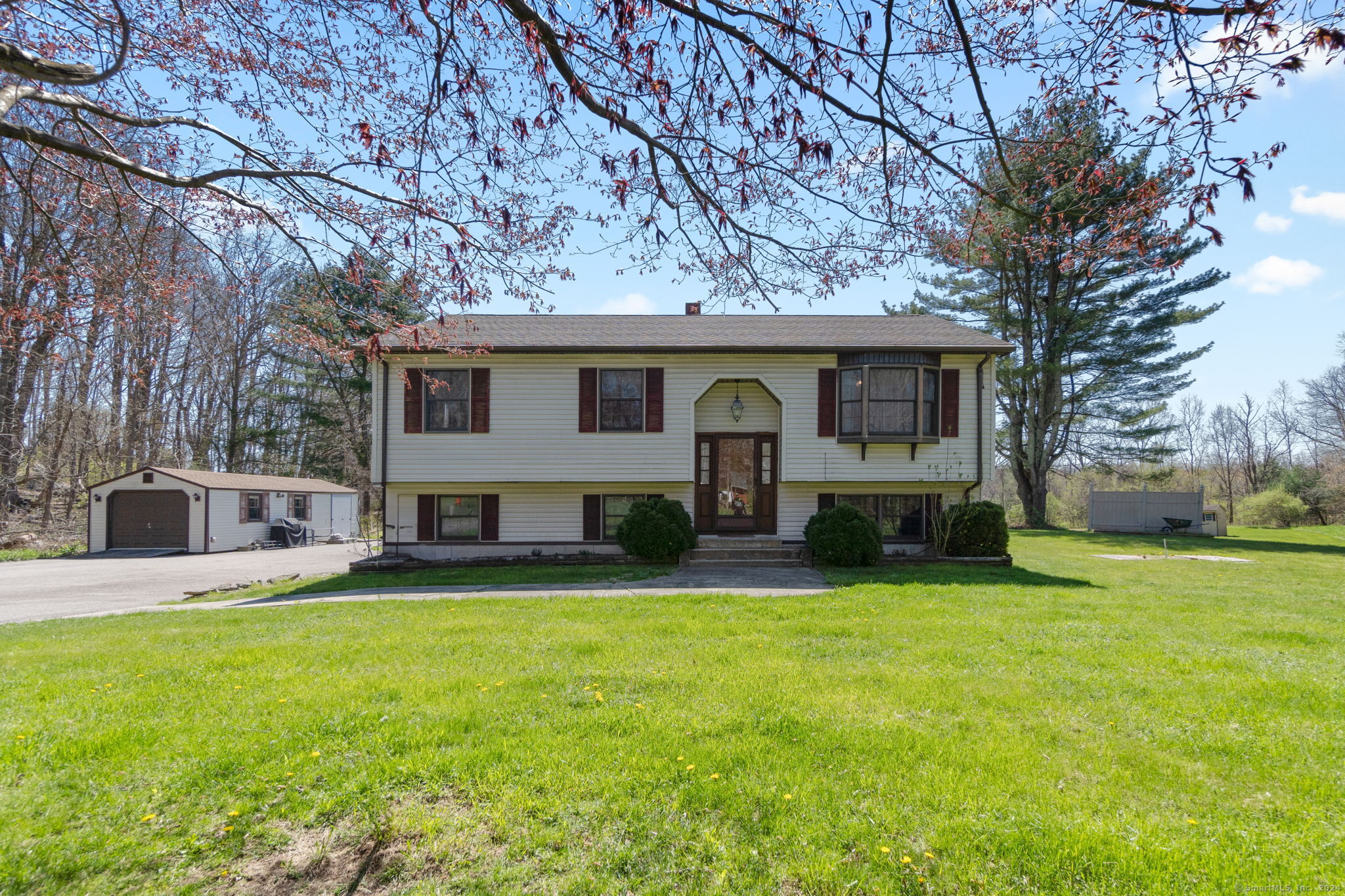 594 South Canterbury Road