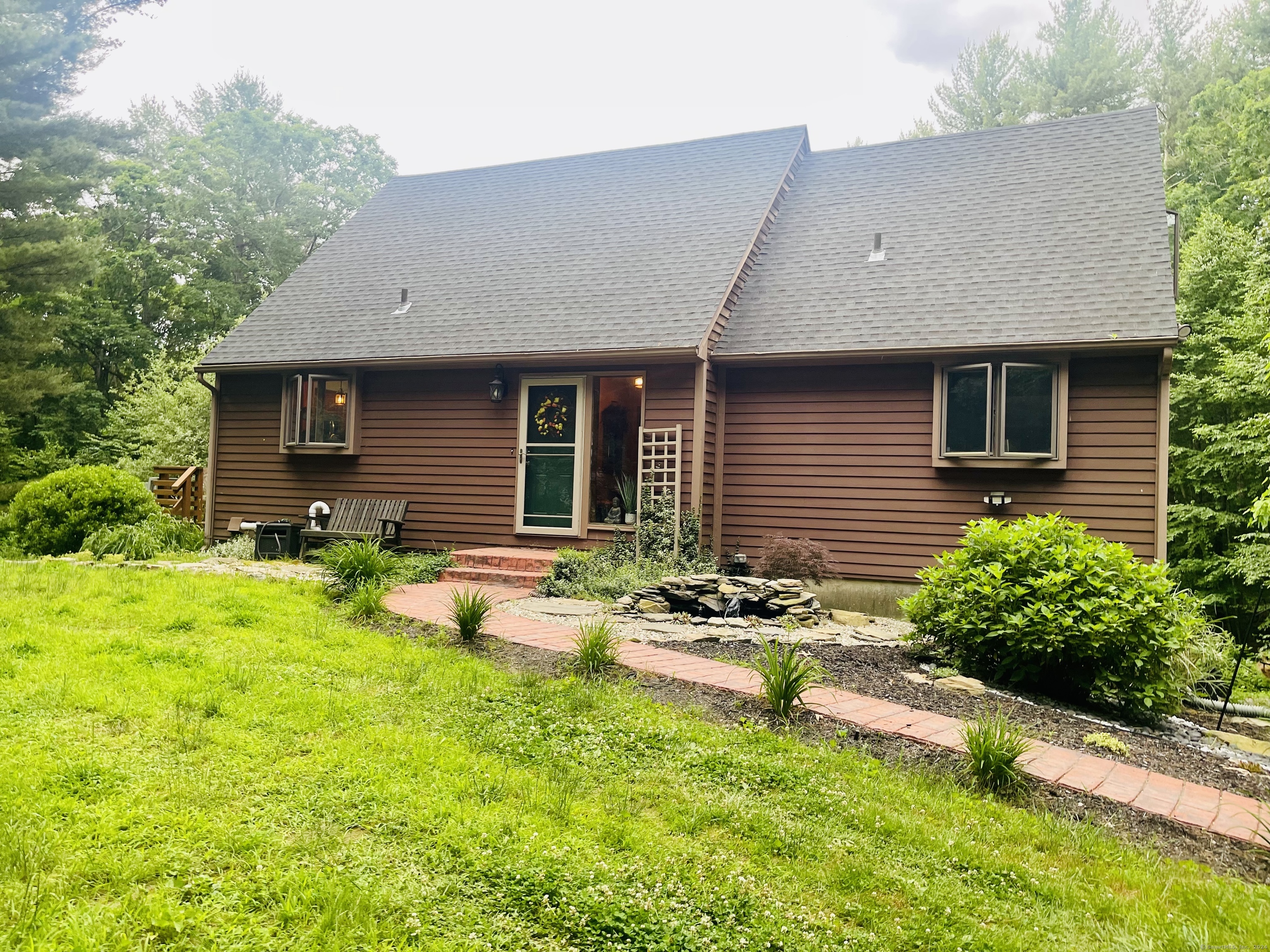 20 Eino Drive