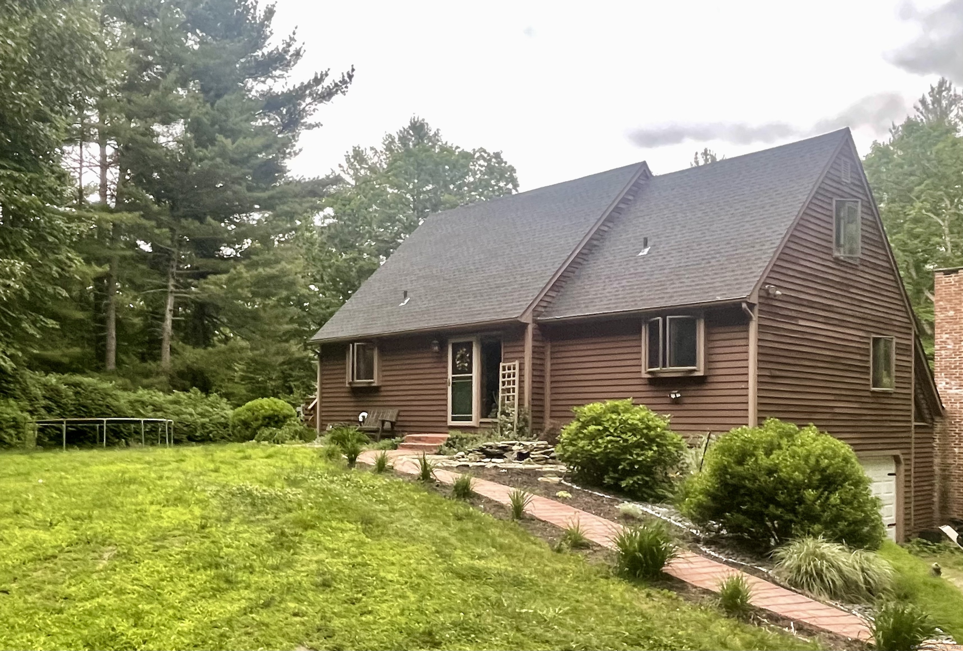 20 Eino Drive