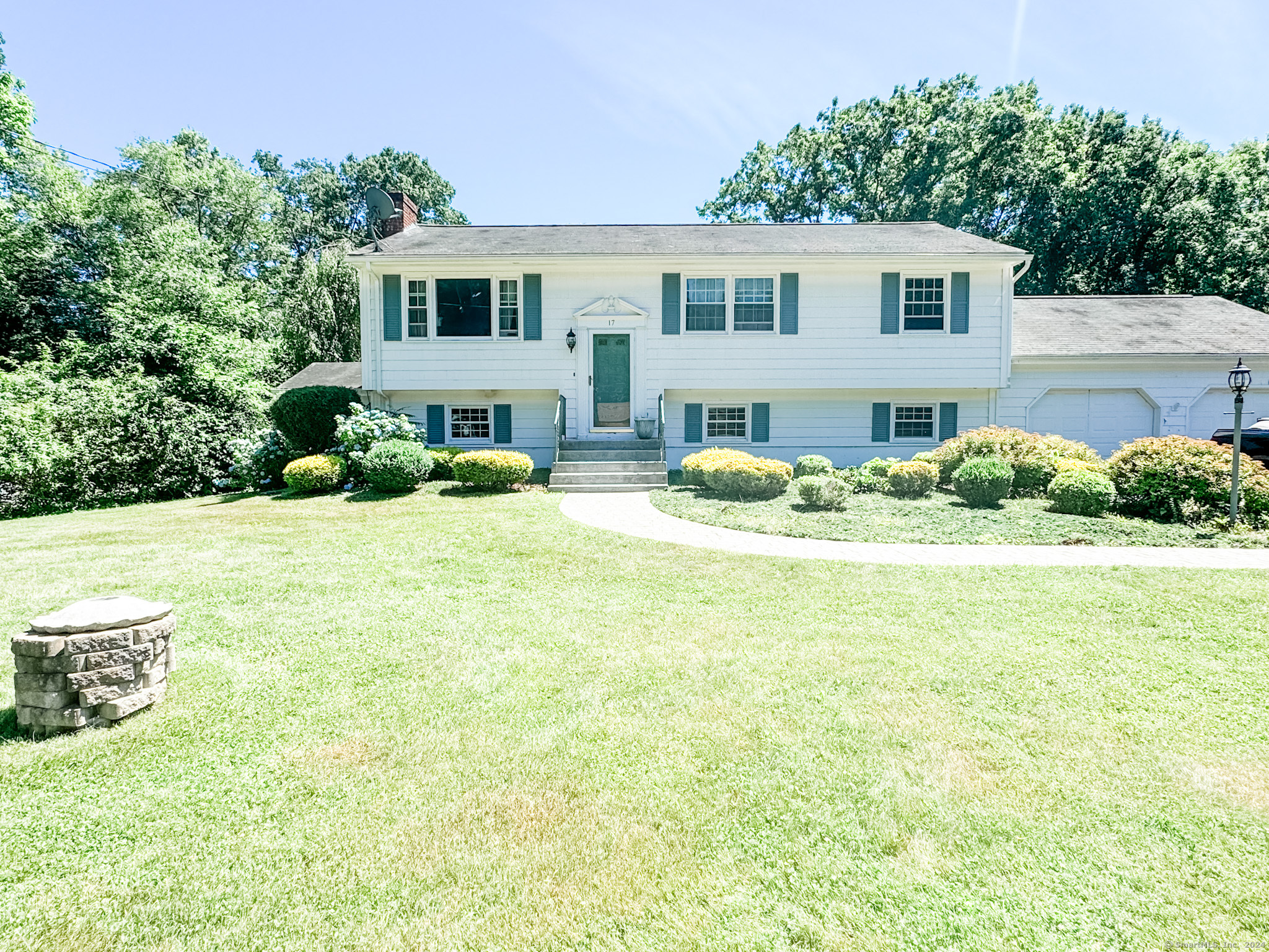 17 Gendreau Drive
