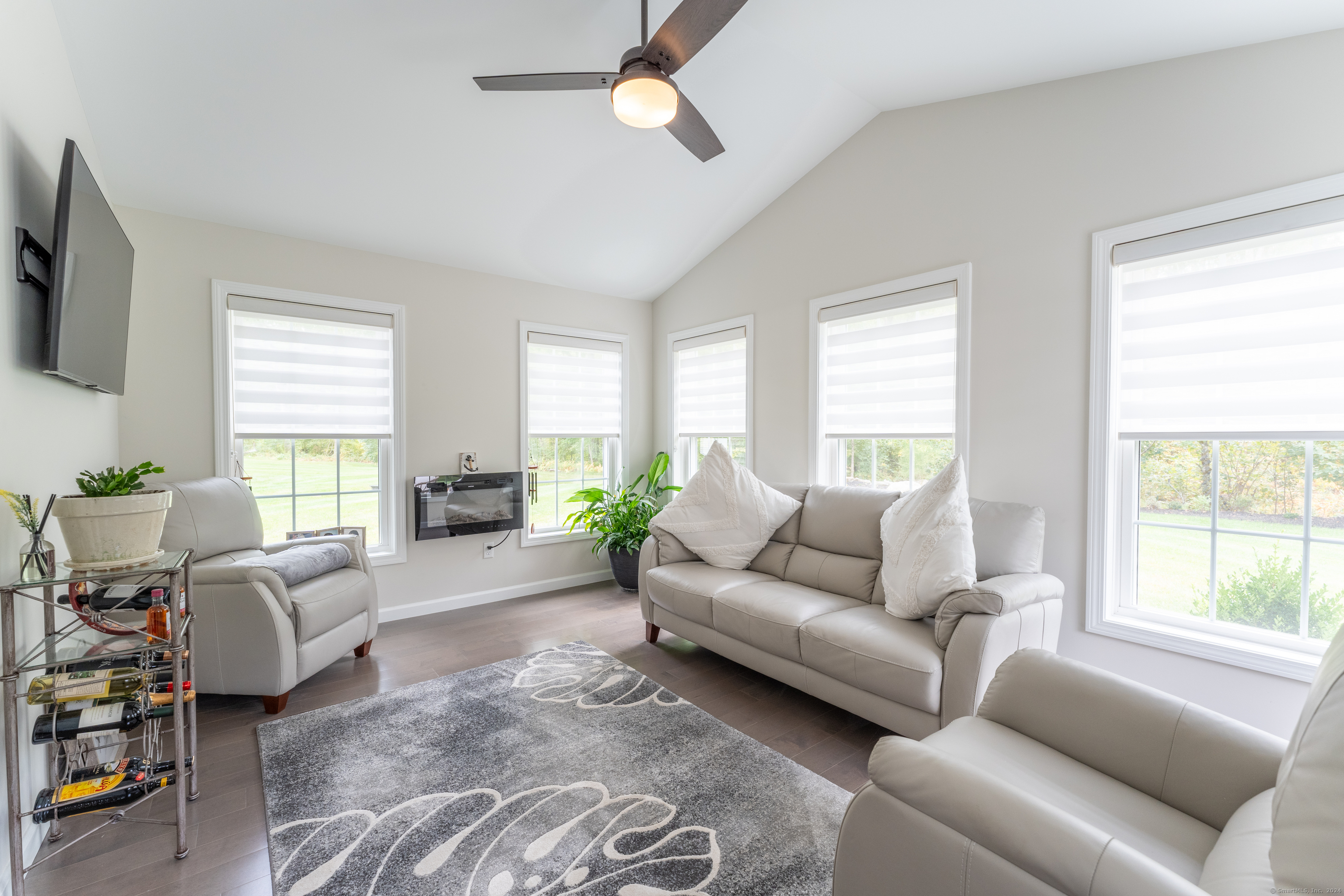 17 Henry Drive 17