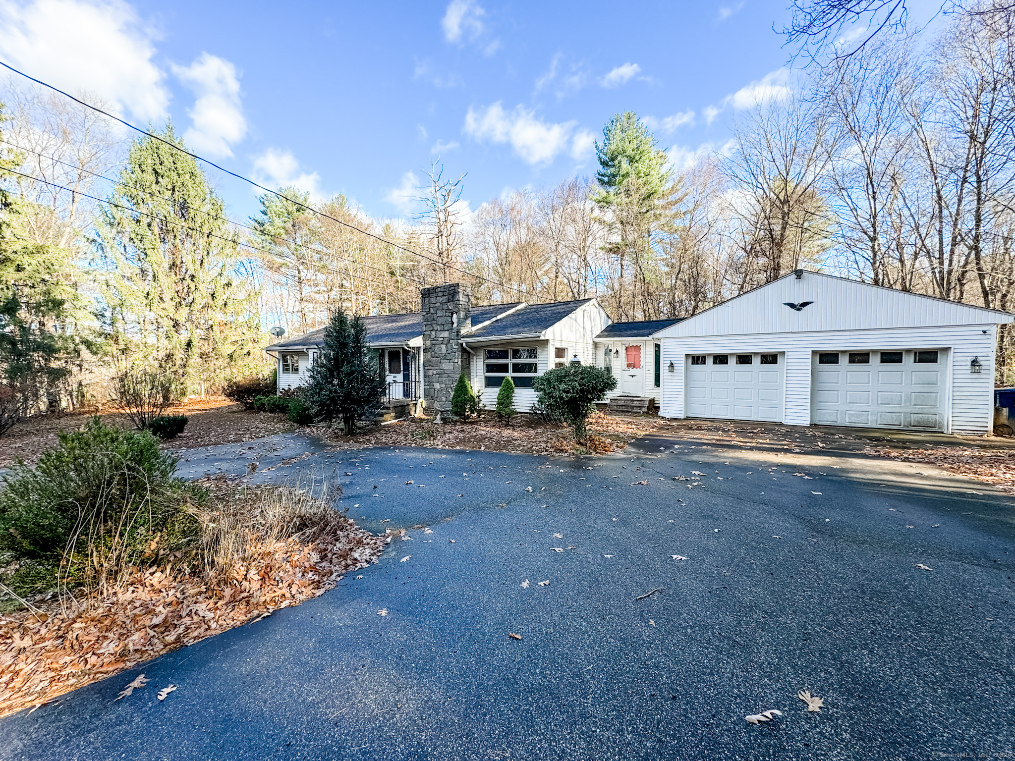 521 Lowell Davis Road