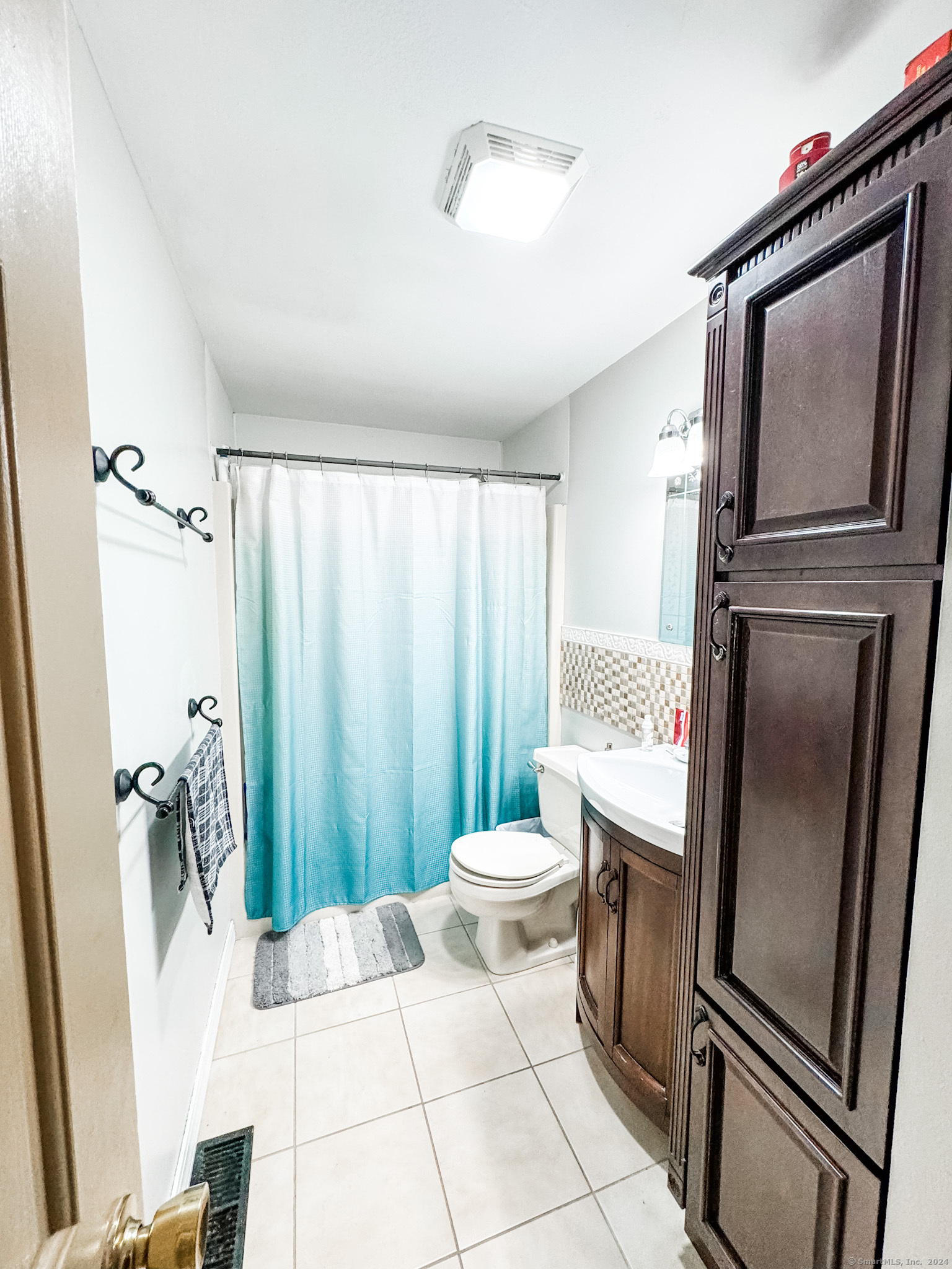61 Perry Street 102