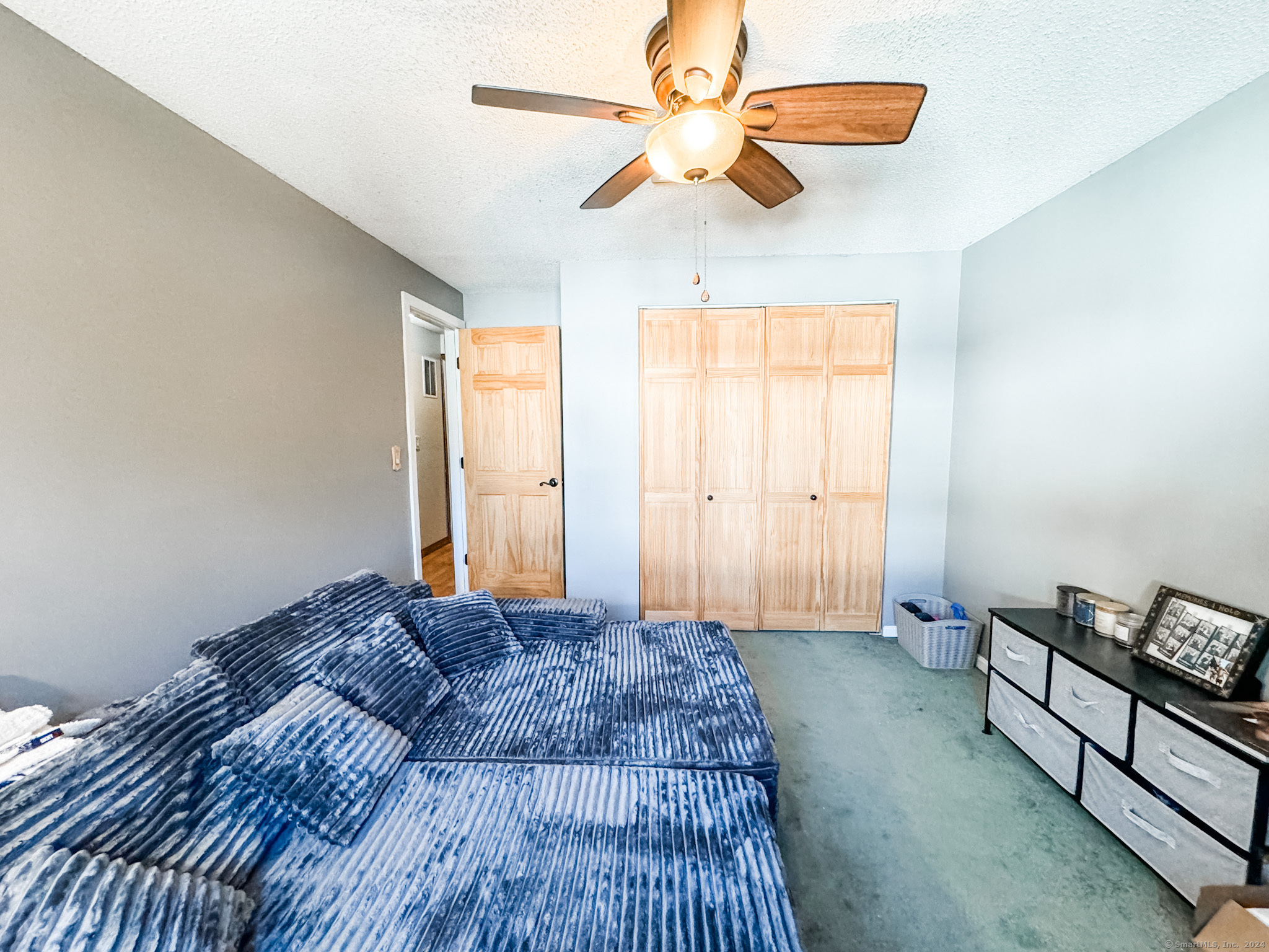61 Perry Street 102