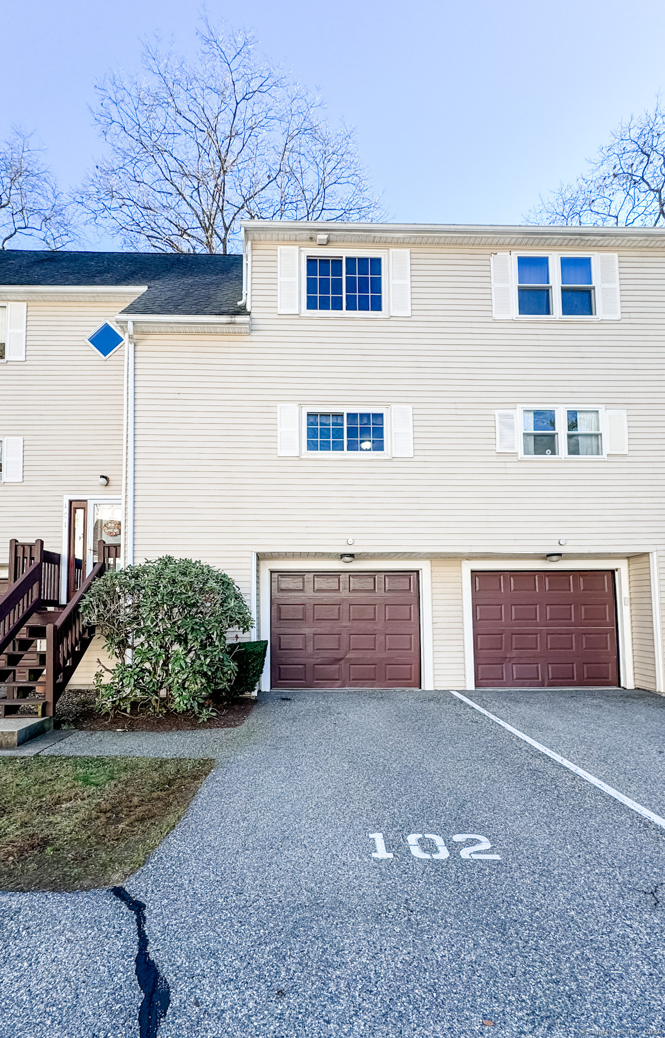61 Perry Street 102