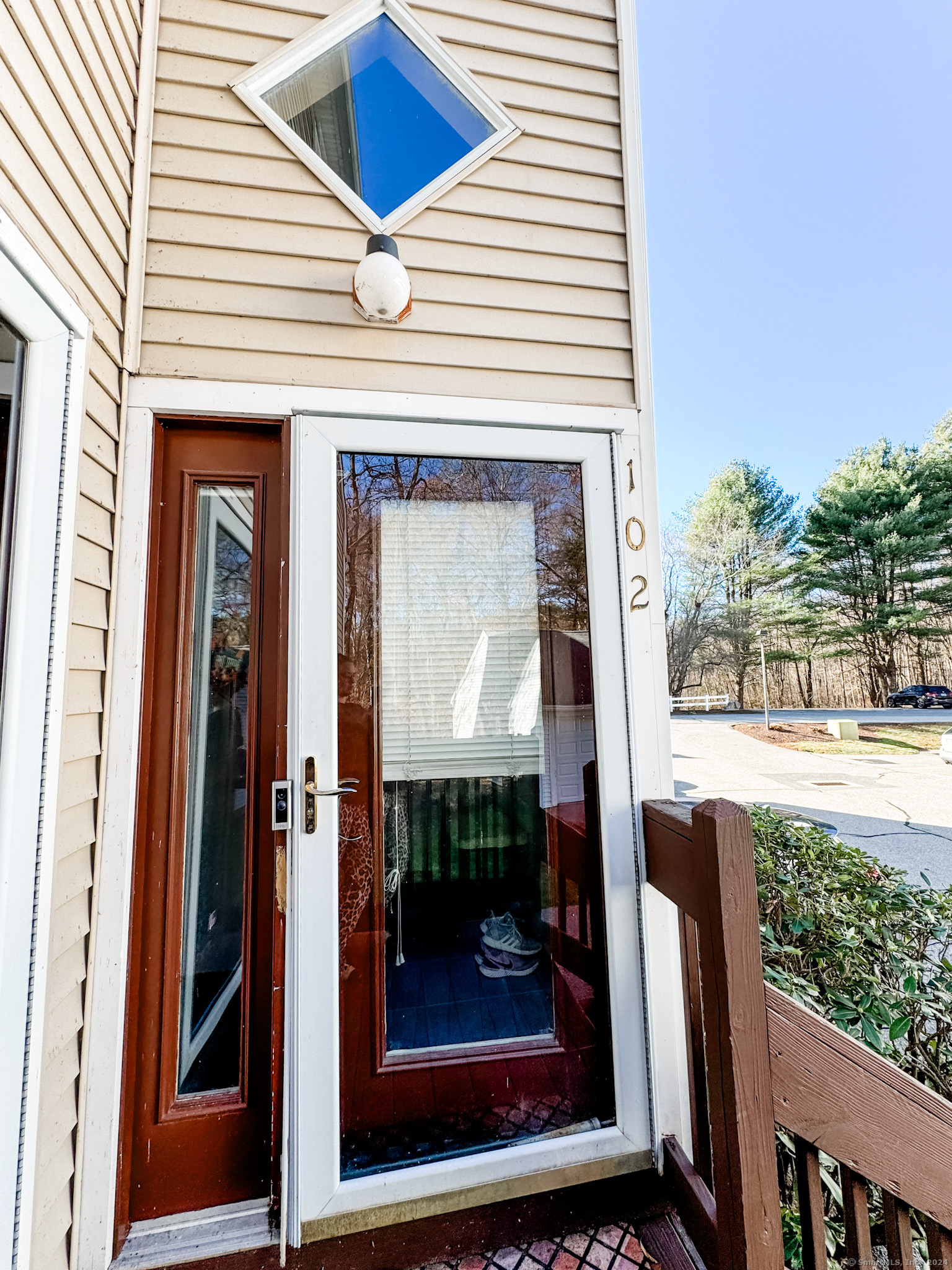61 Perry Street 102