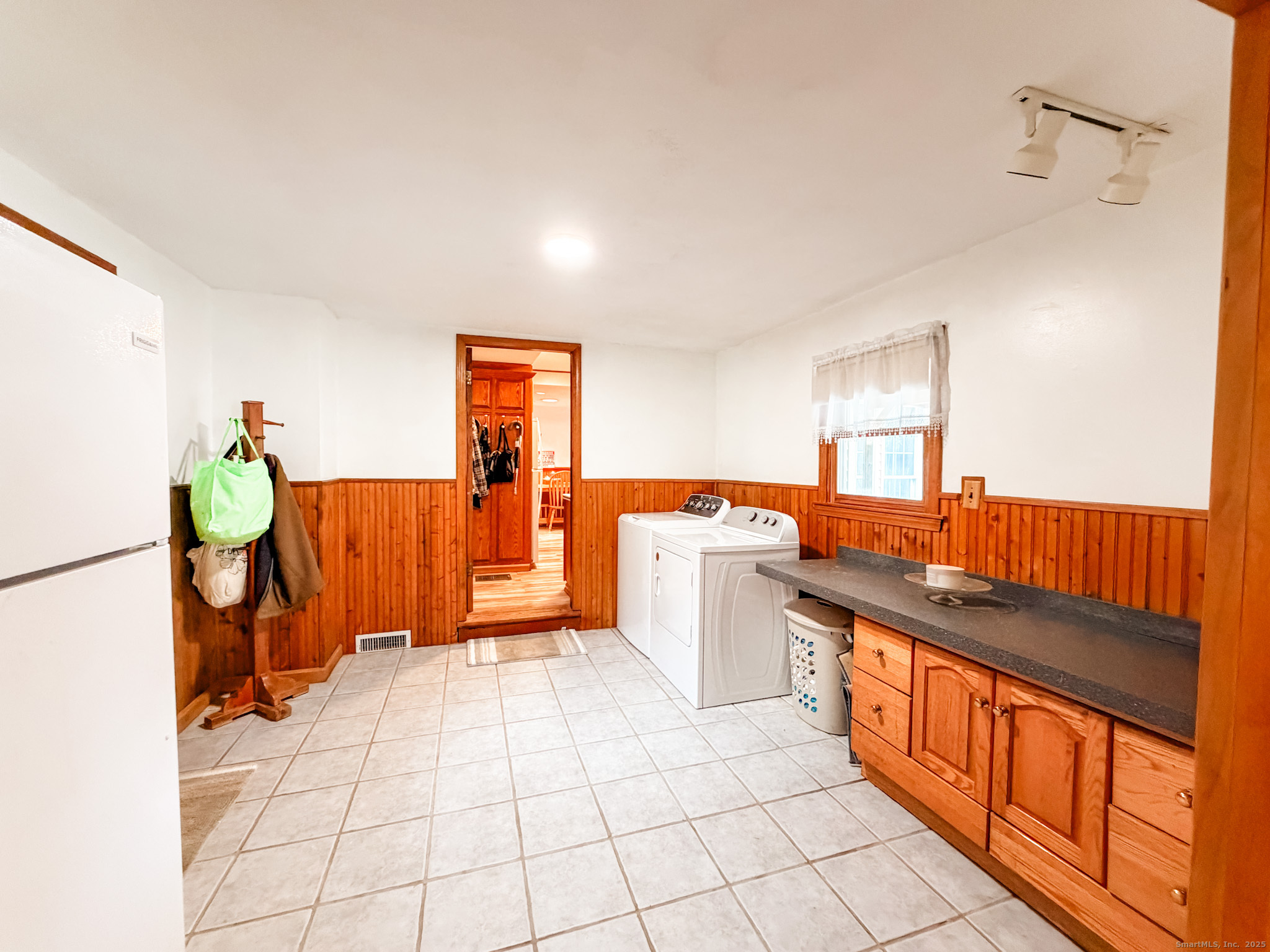 116 East Putnam Road