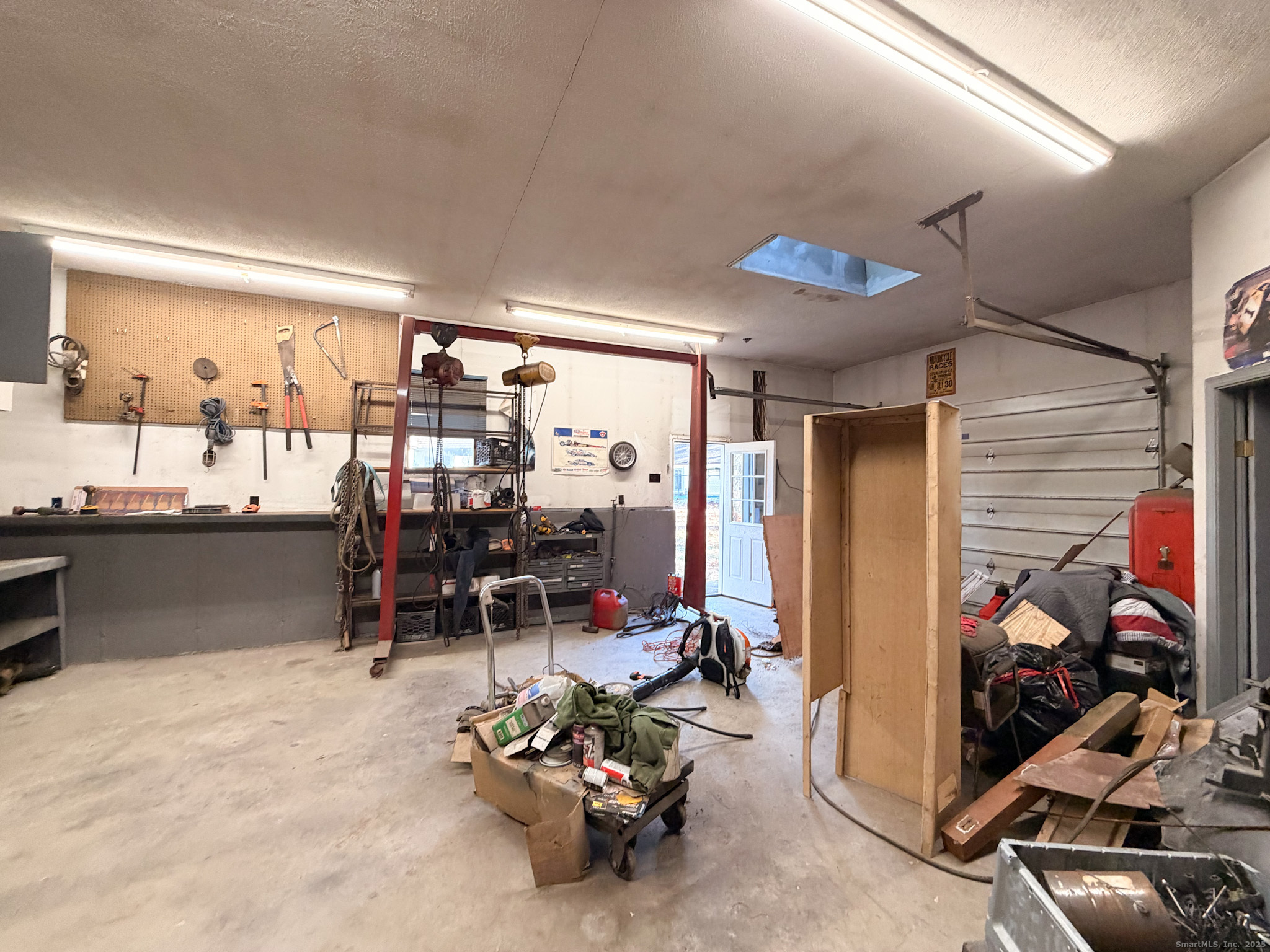 116 East Putnam Road