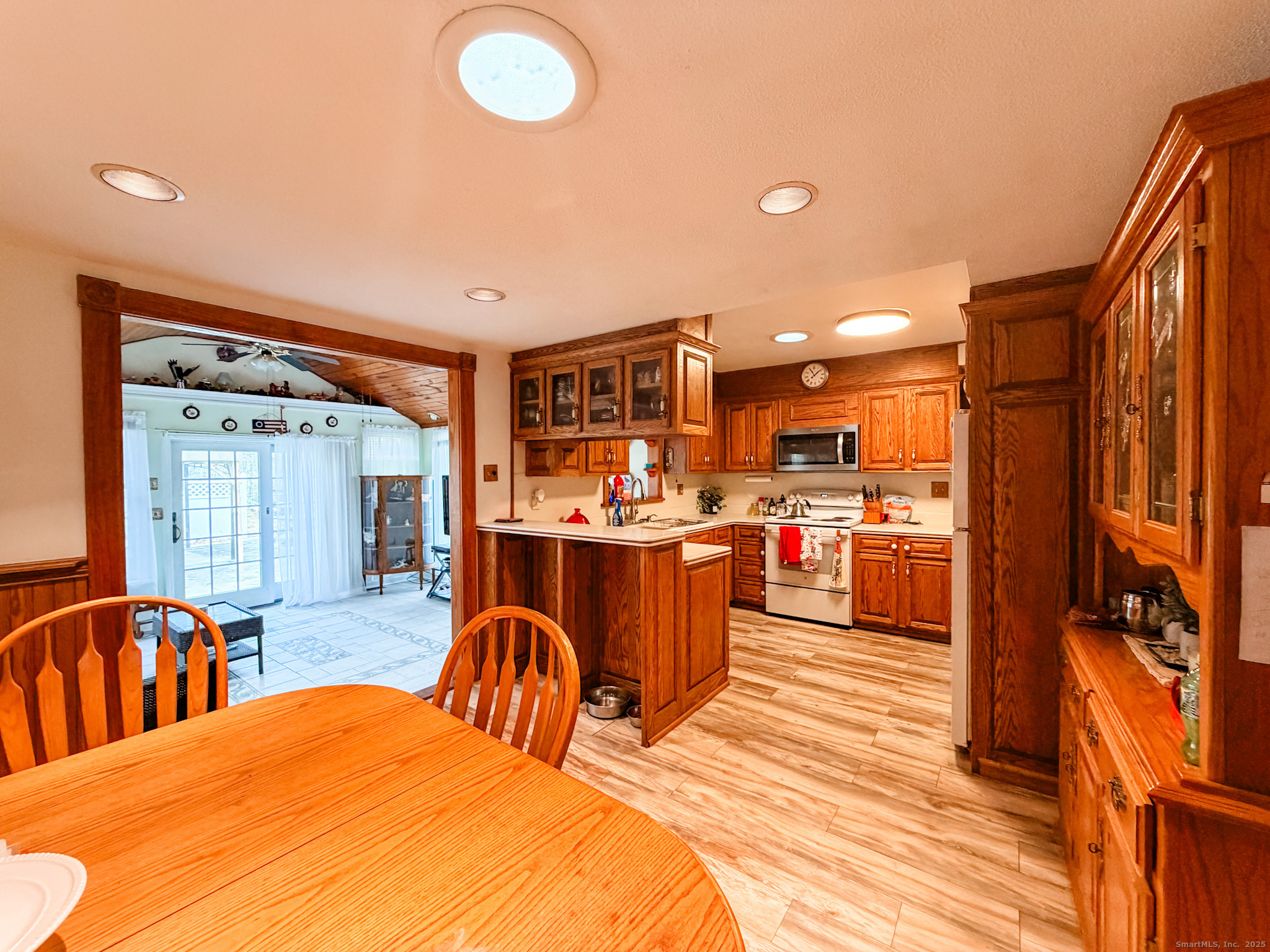 116 East Putnam Road