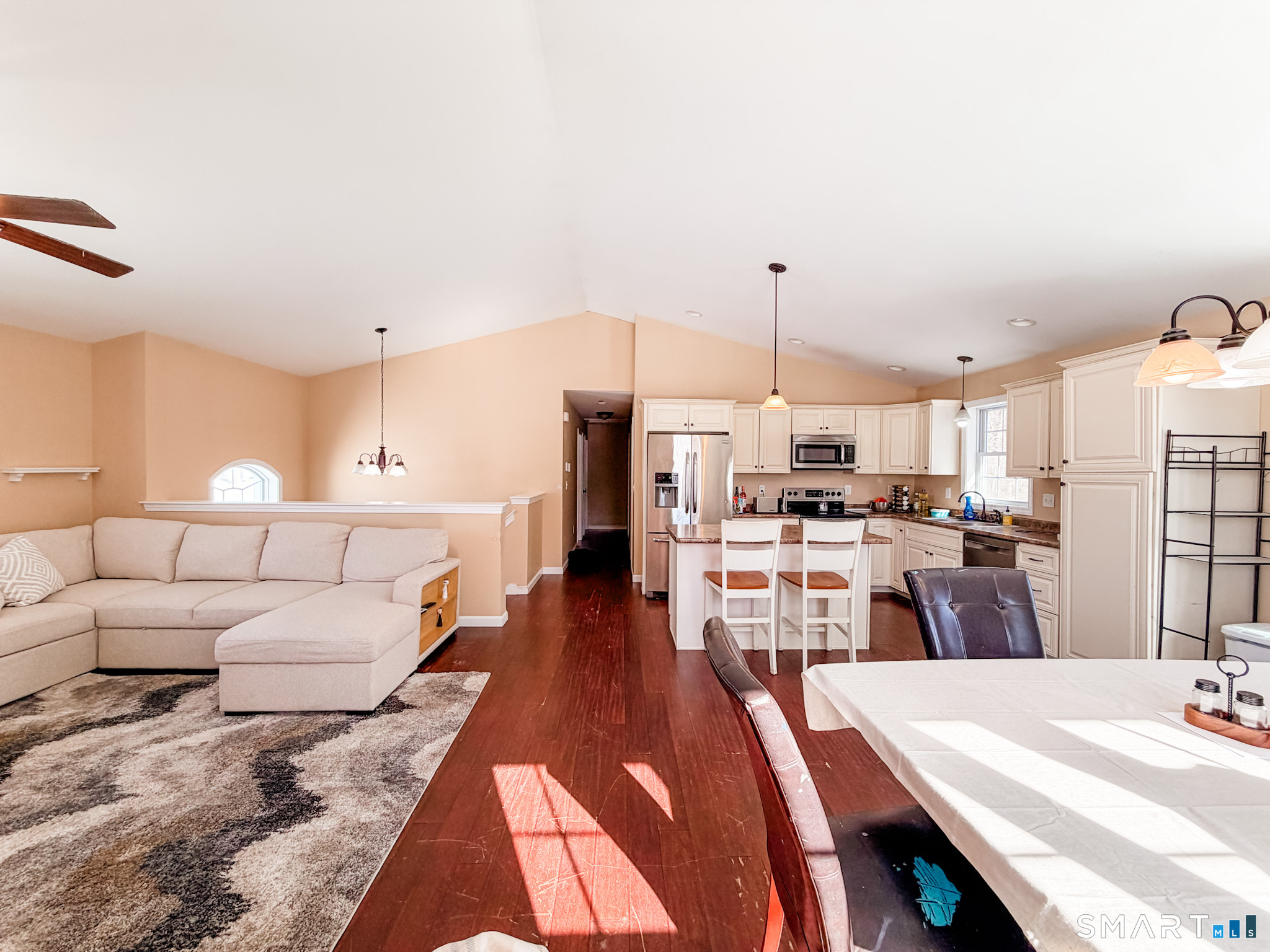 11 Brookside Drive