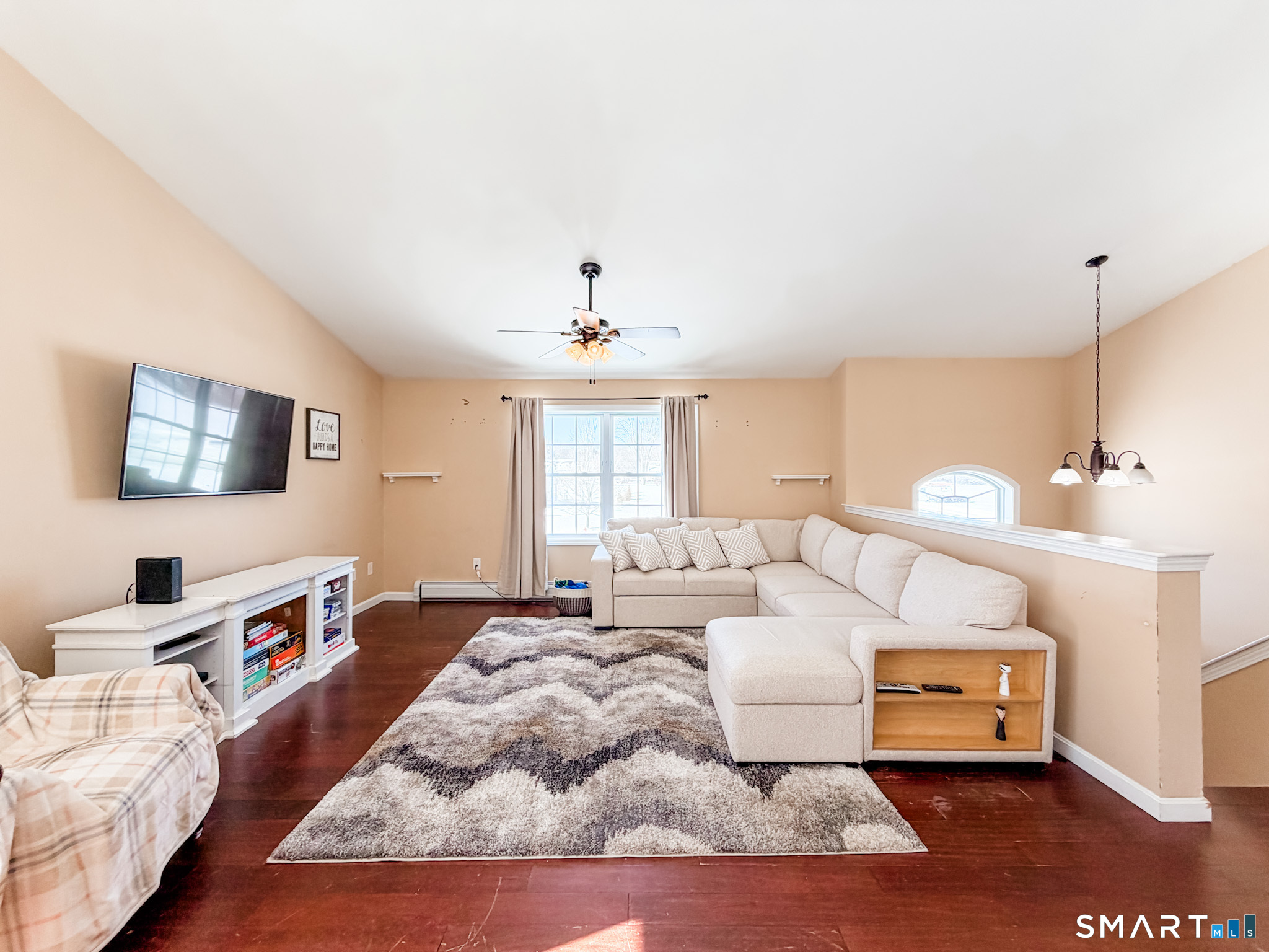 11 Brookside Drive