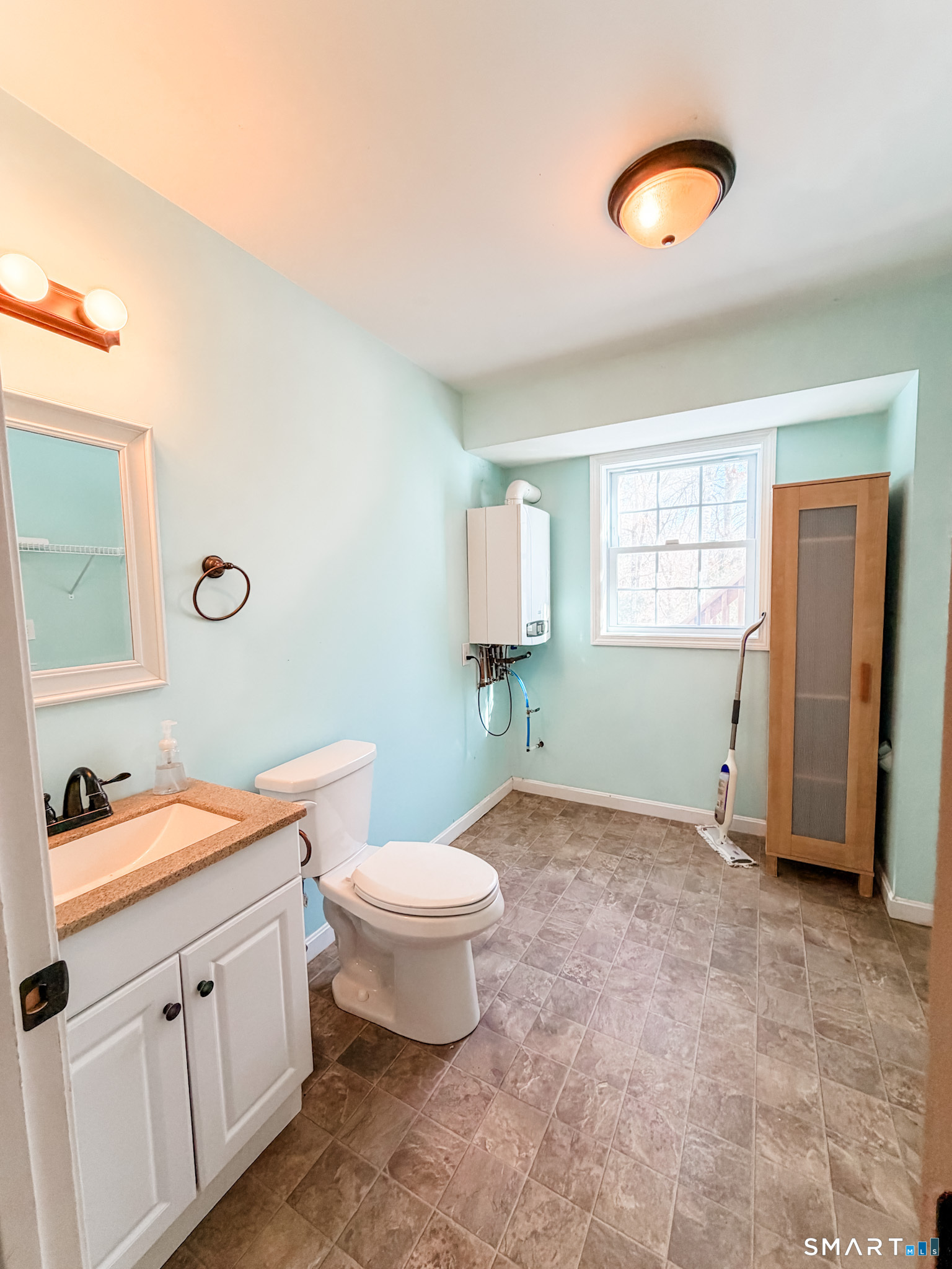 11 Brookside Drive