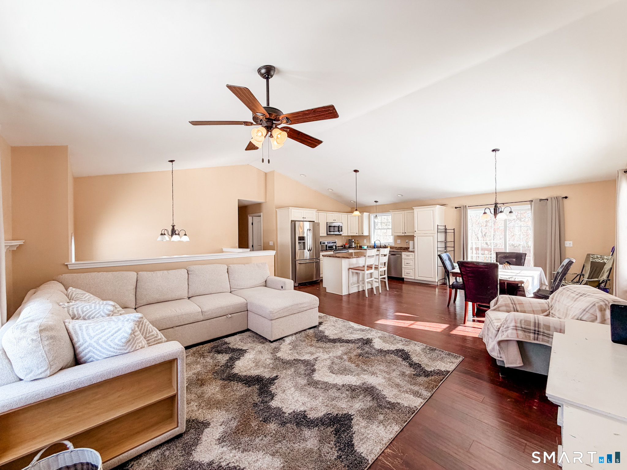 11 Brookside Drive