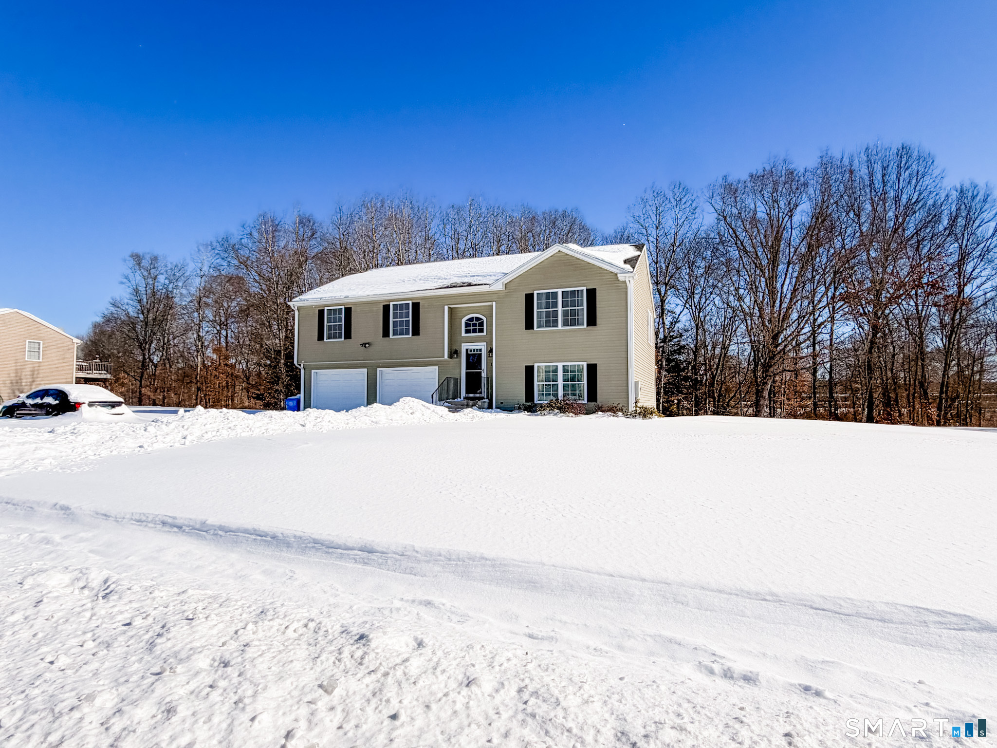 11 Brookside Drive