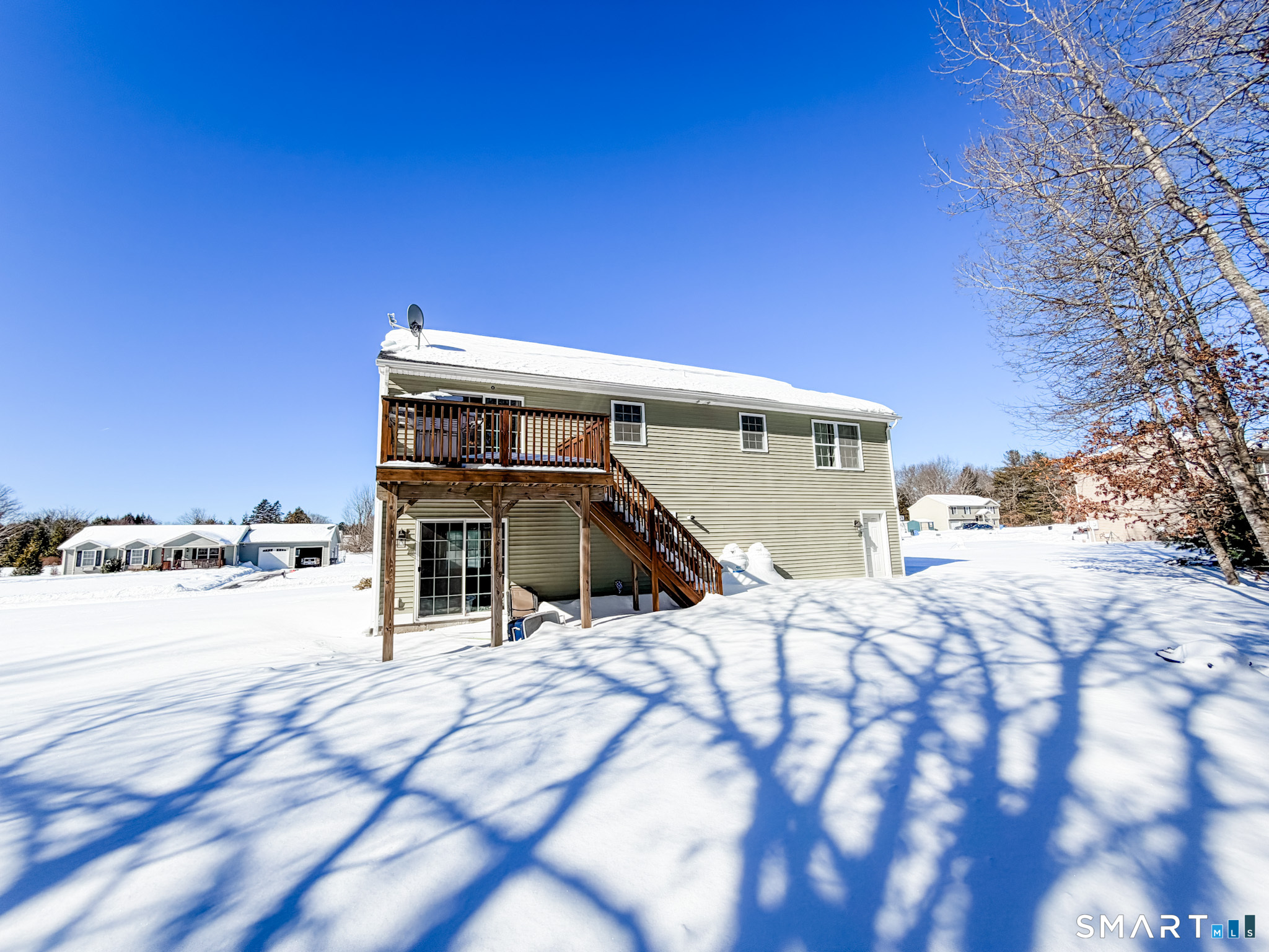11 Brookside Drive