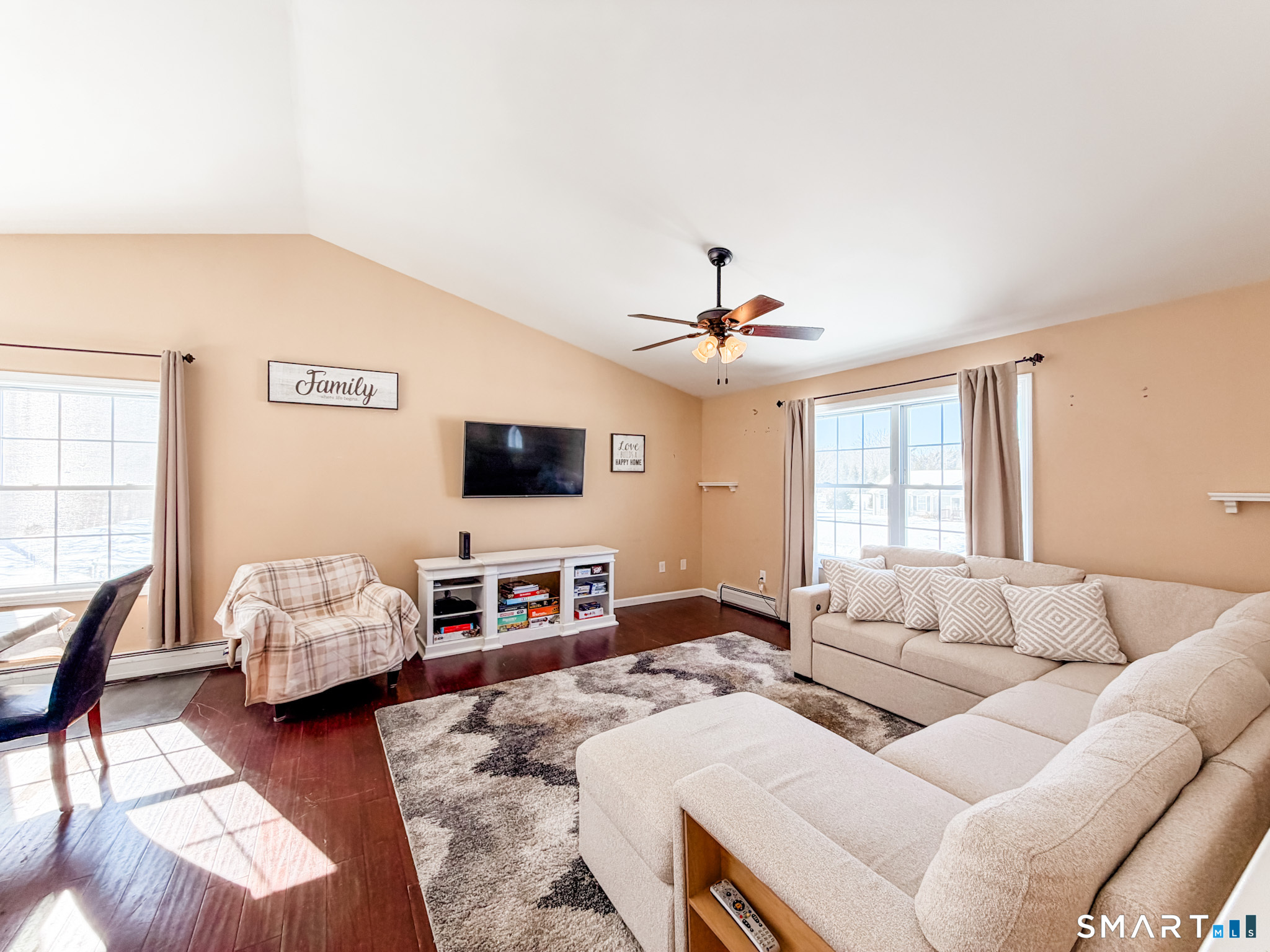 11 Brookside Drive