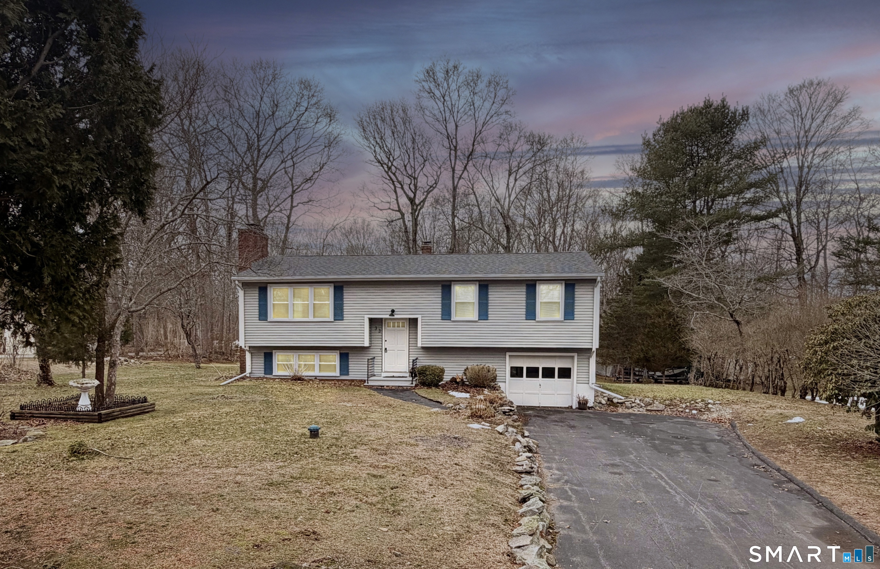 33 Forest Avenue