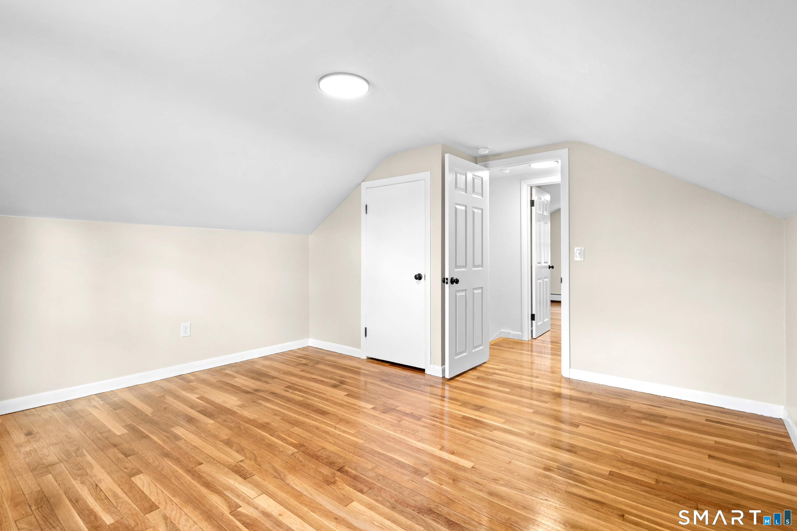 395 Maple Street