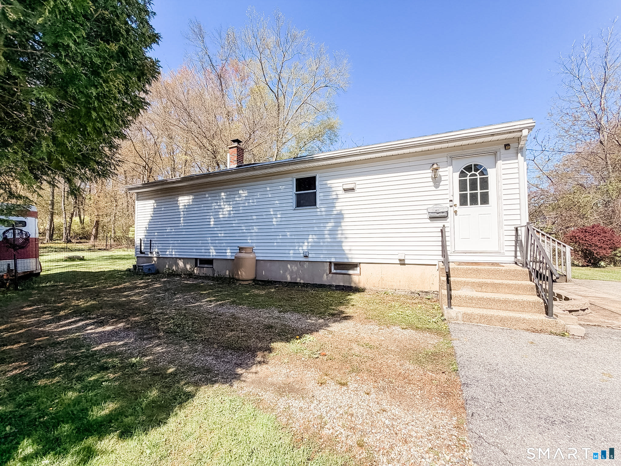 160 Dunham Street