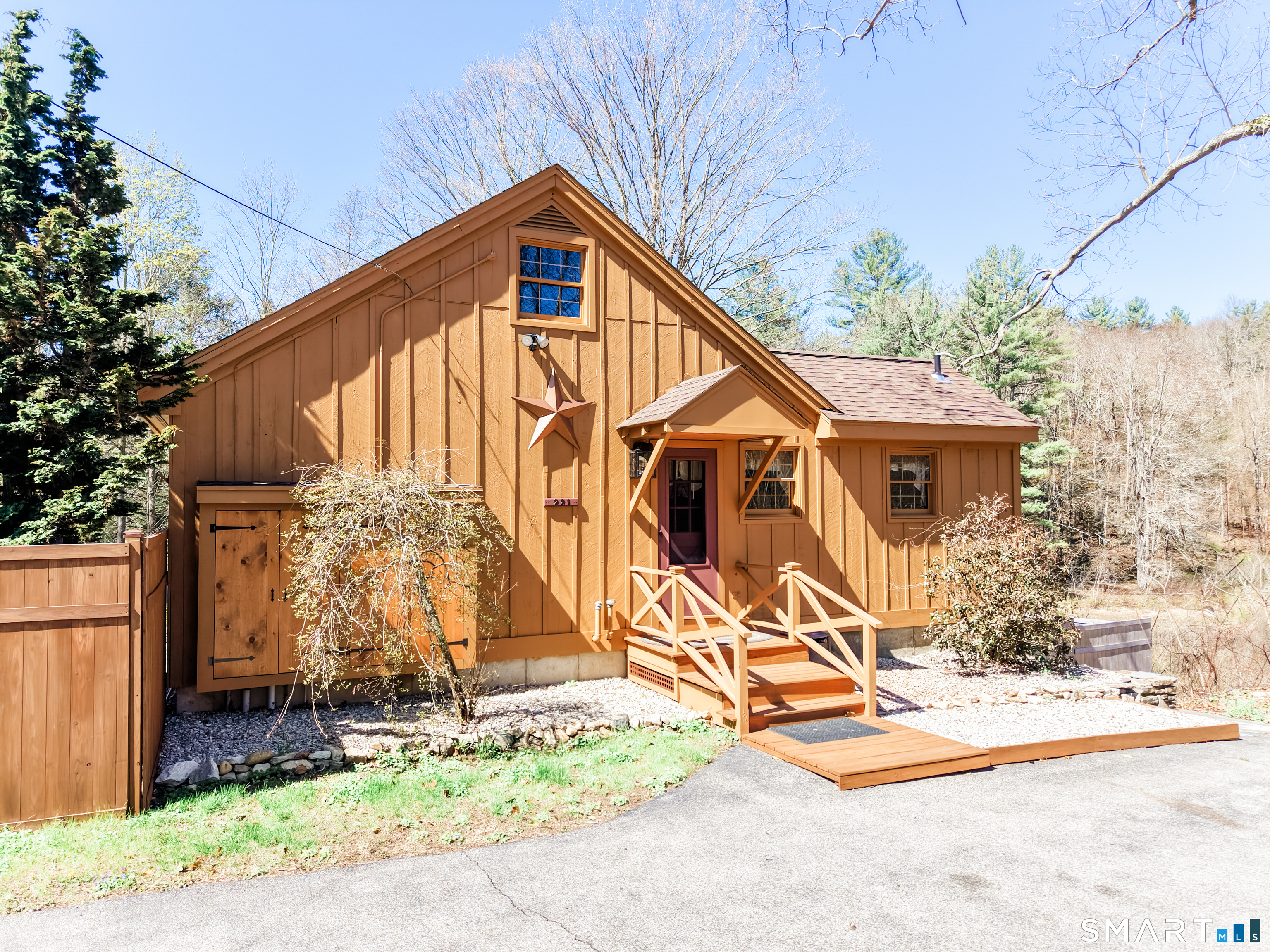 221 Eastford Road