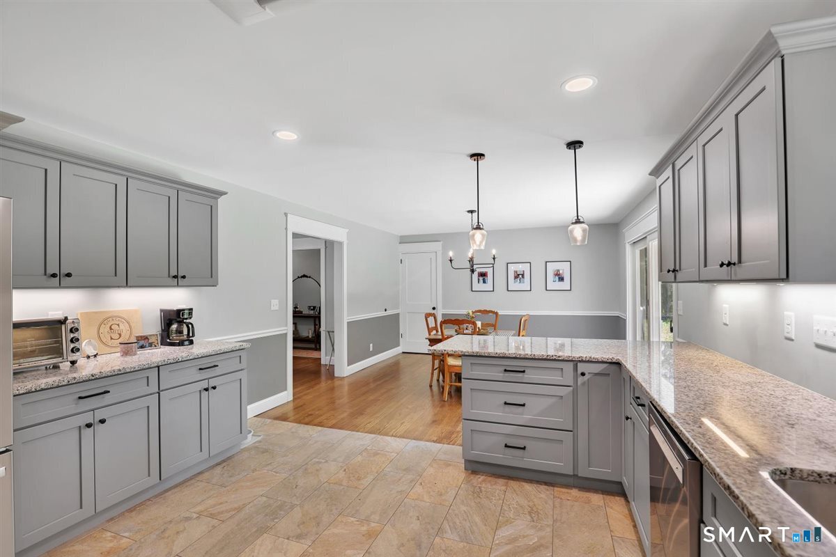 87 Grand View Terrace