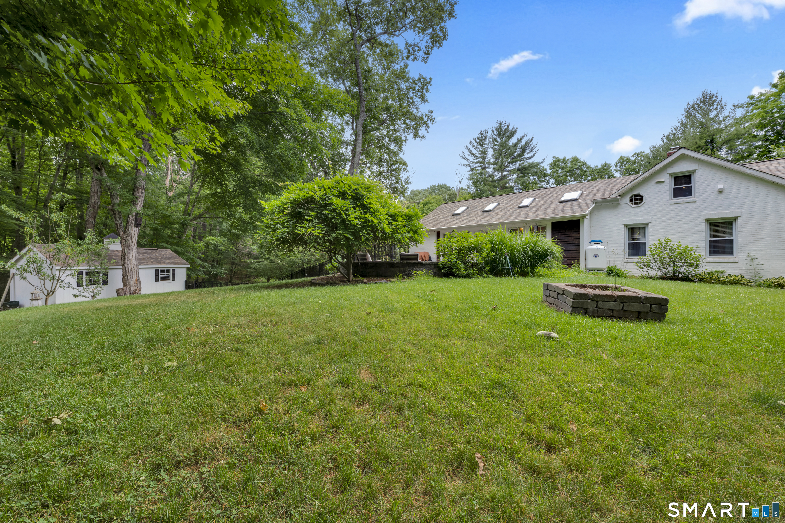 1638 North Road