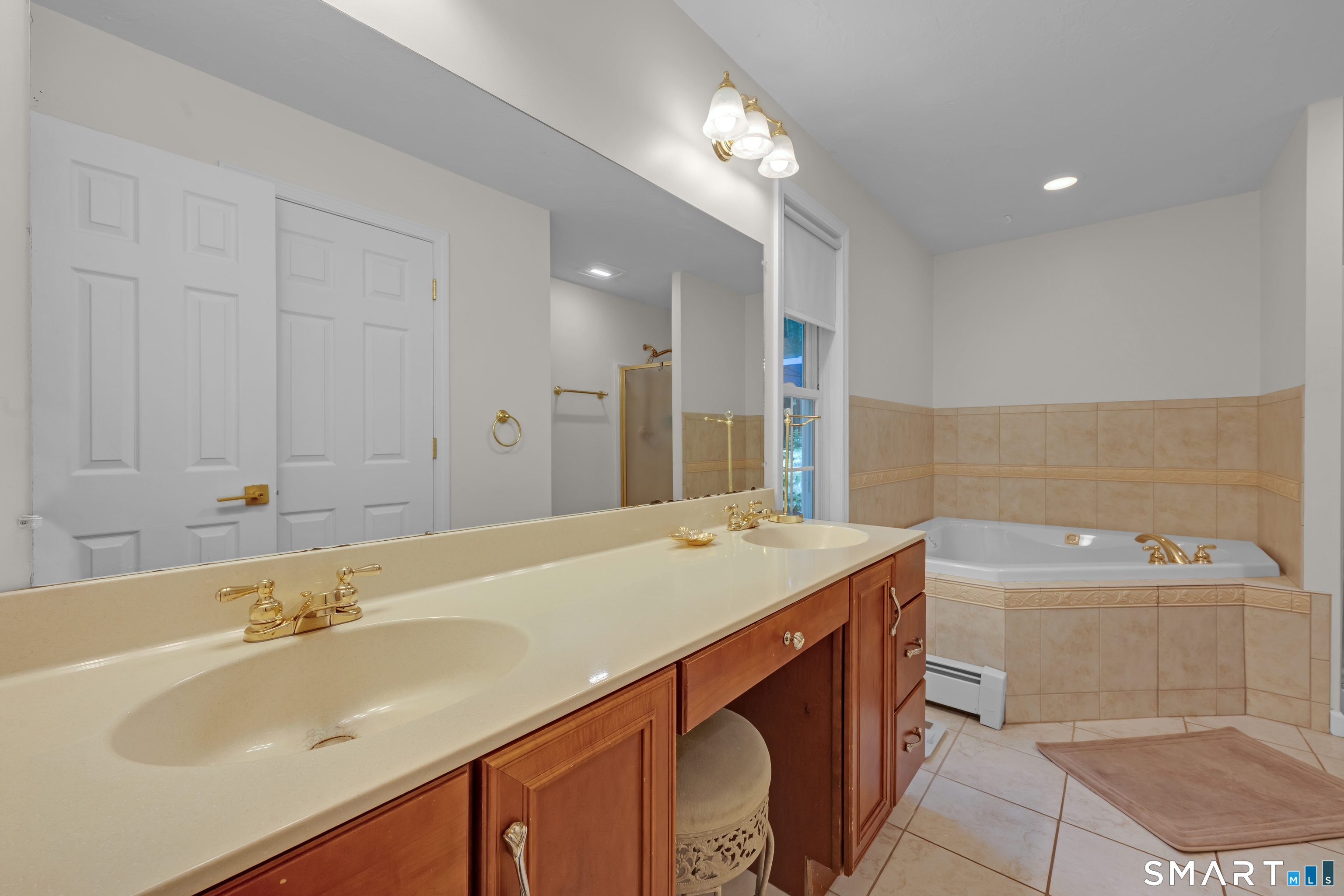 141 Gibson Hill Road