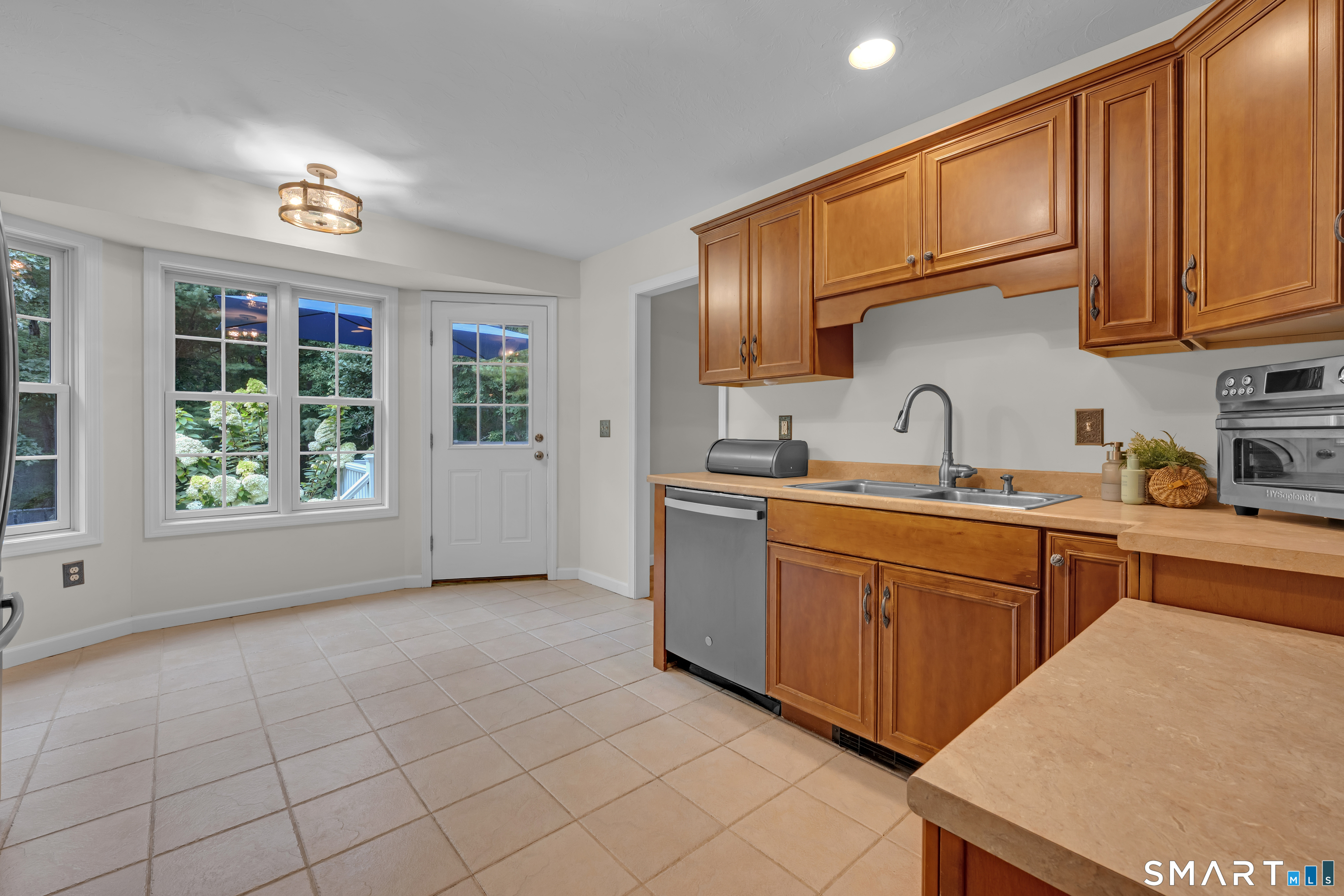 141 Gibson Hill Road