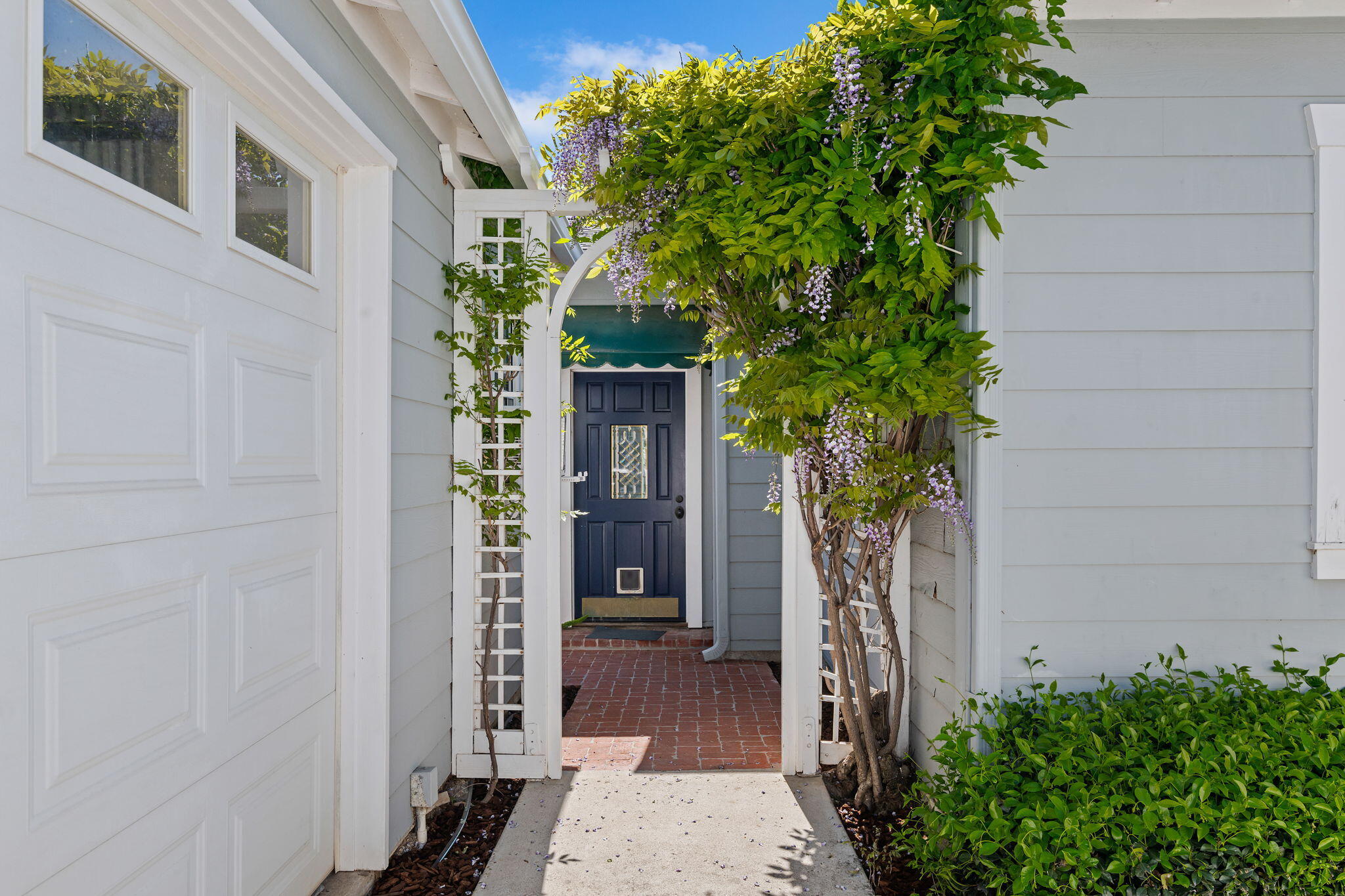 2901 Valencia Drive