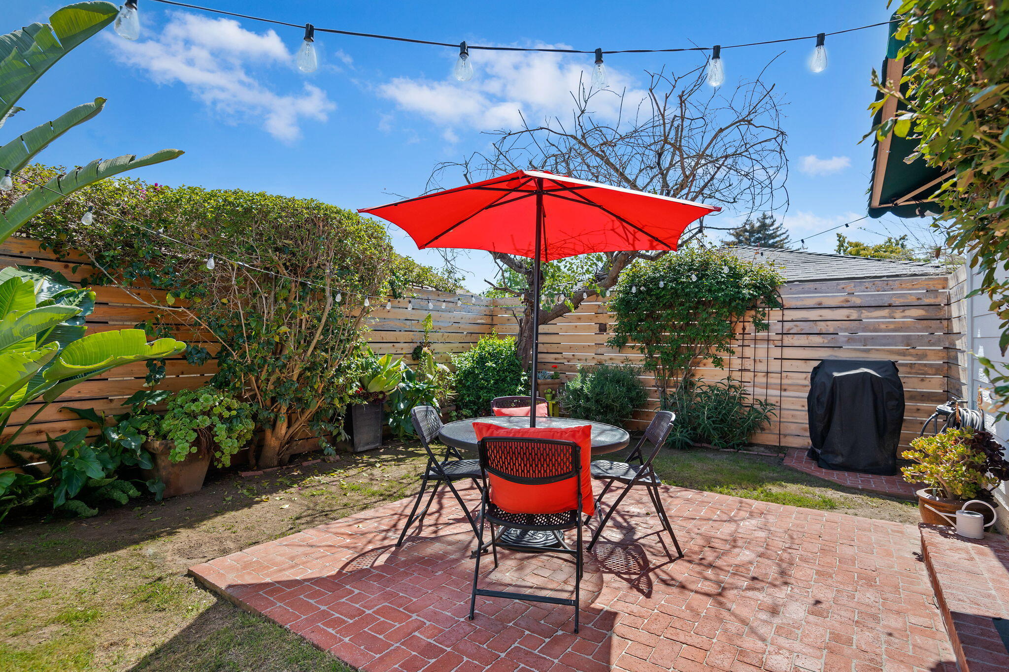 2901 Valencia Drive