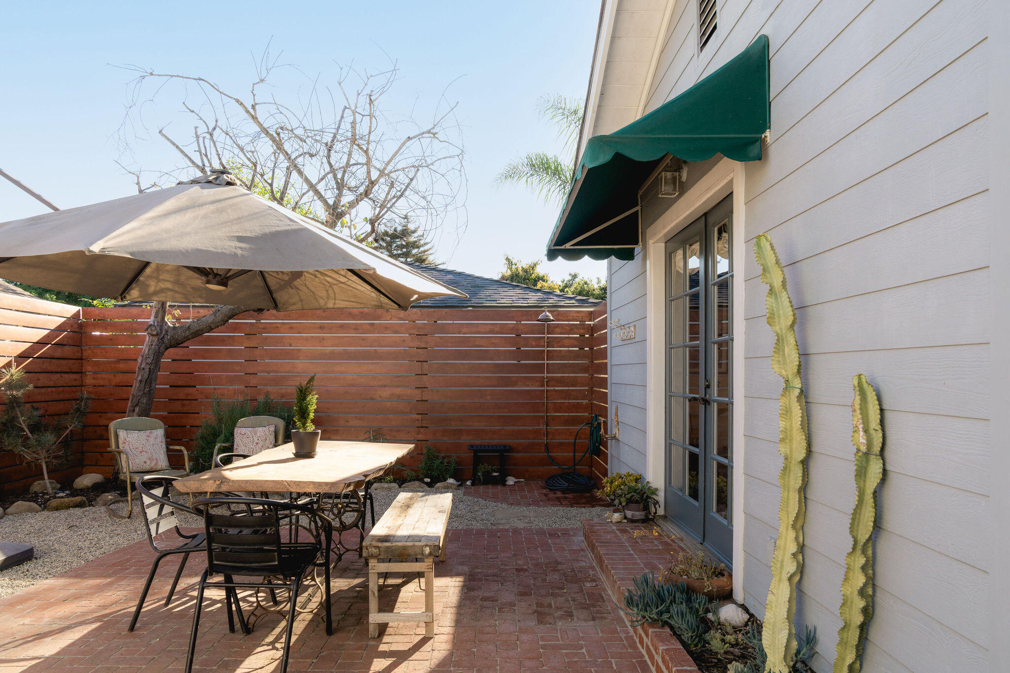 2901 Valencia Drive