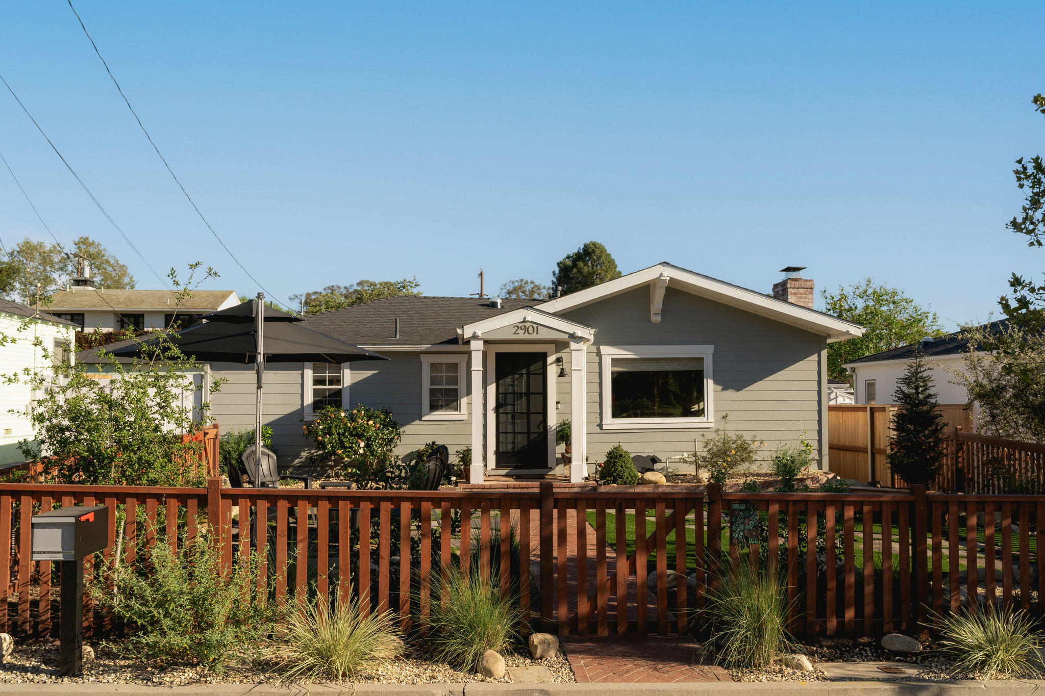 2901 Valencia Drive