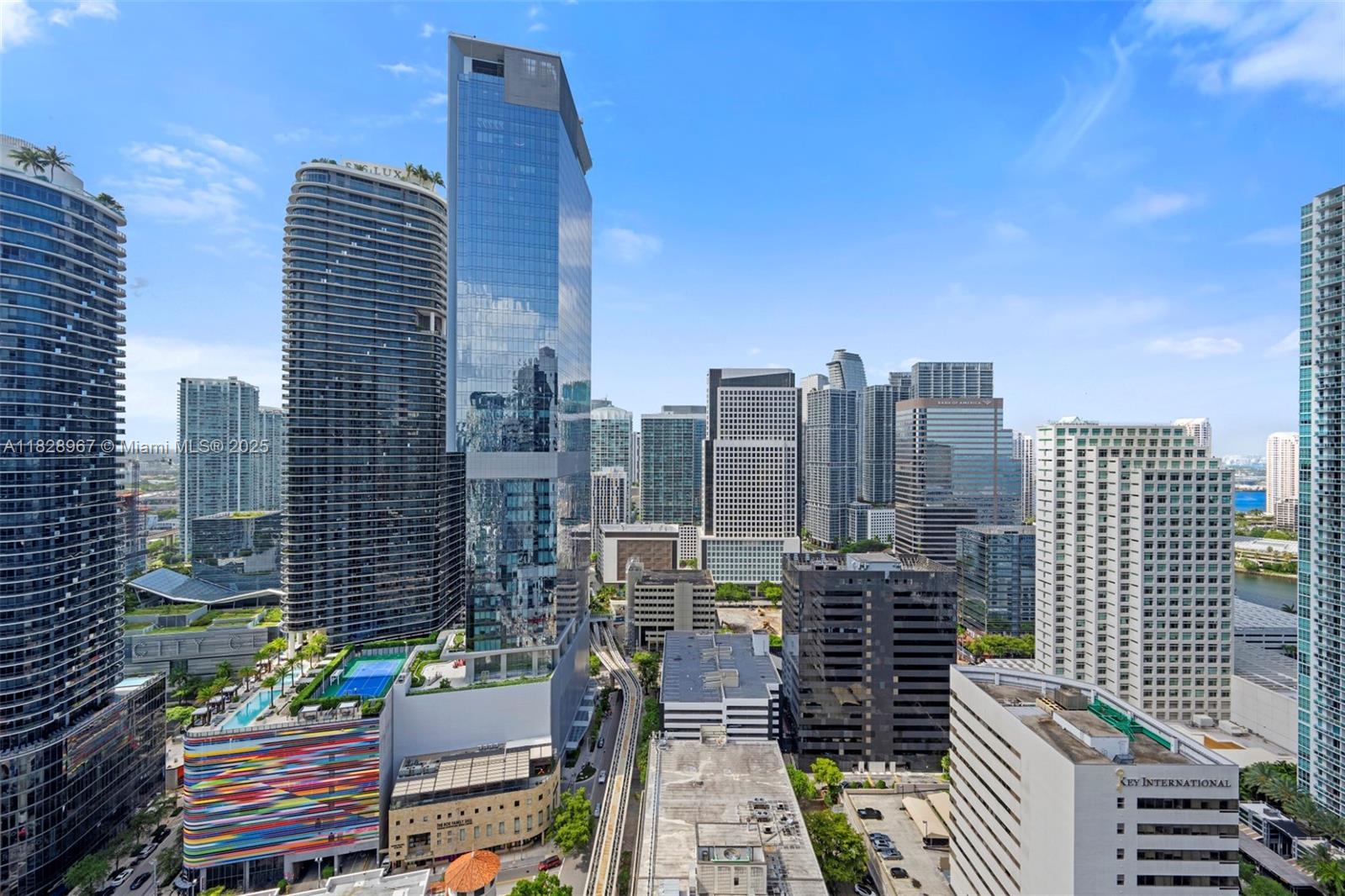 1010 Brickell Ave # 3411