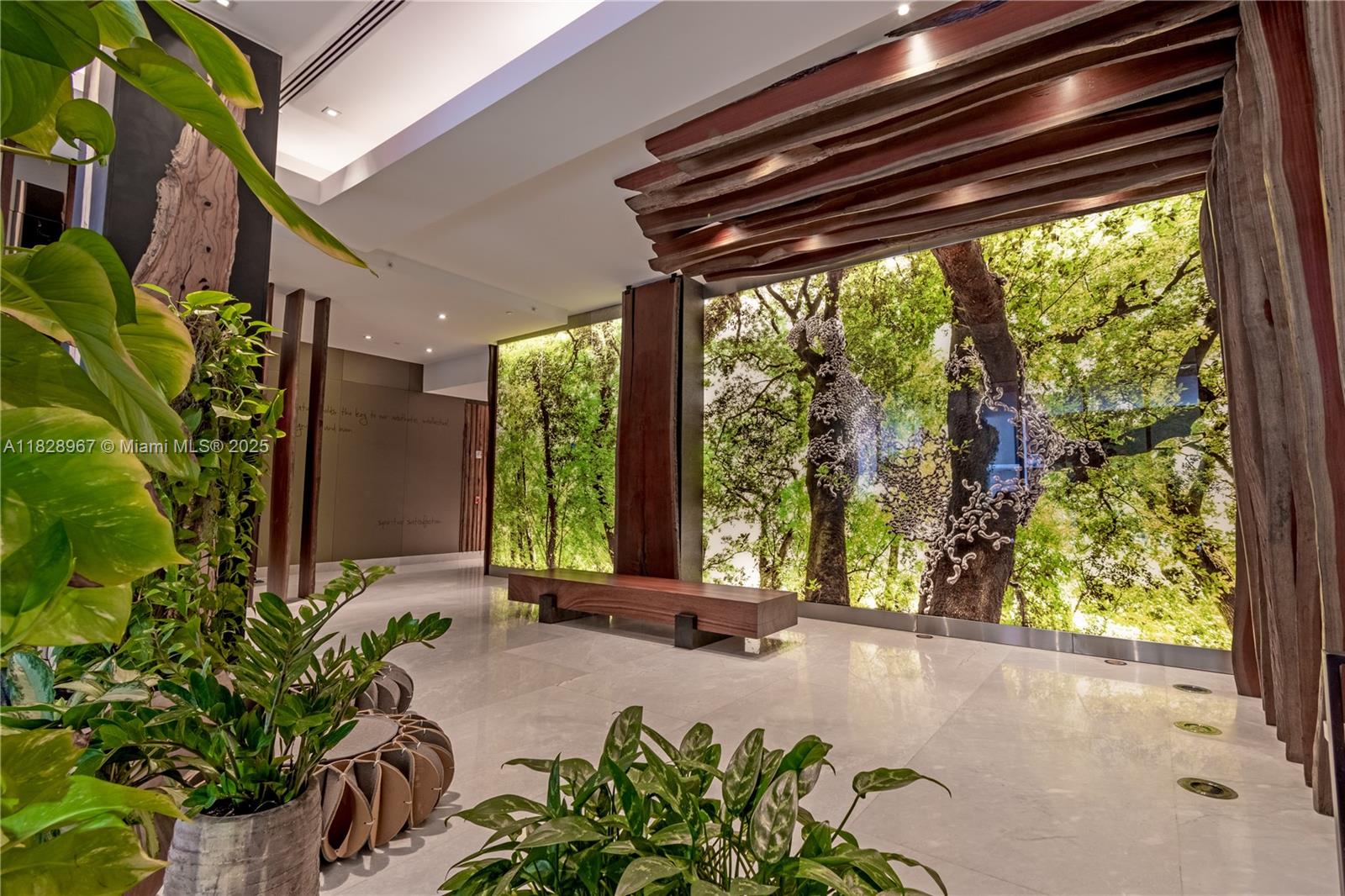 1010 Brickell Ave # 3411