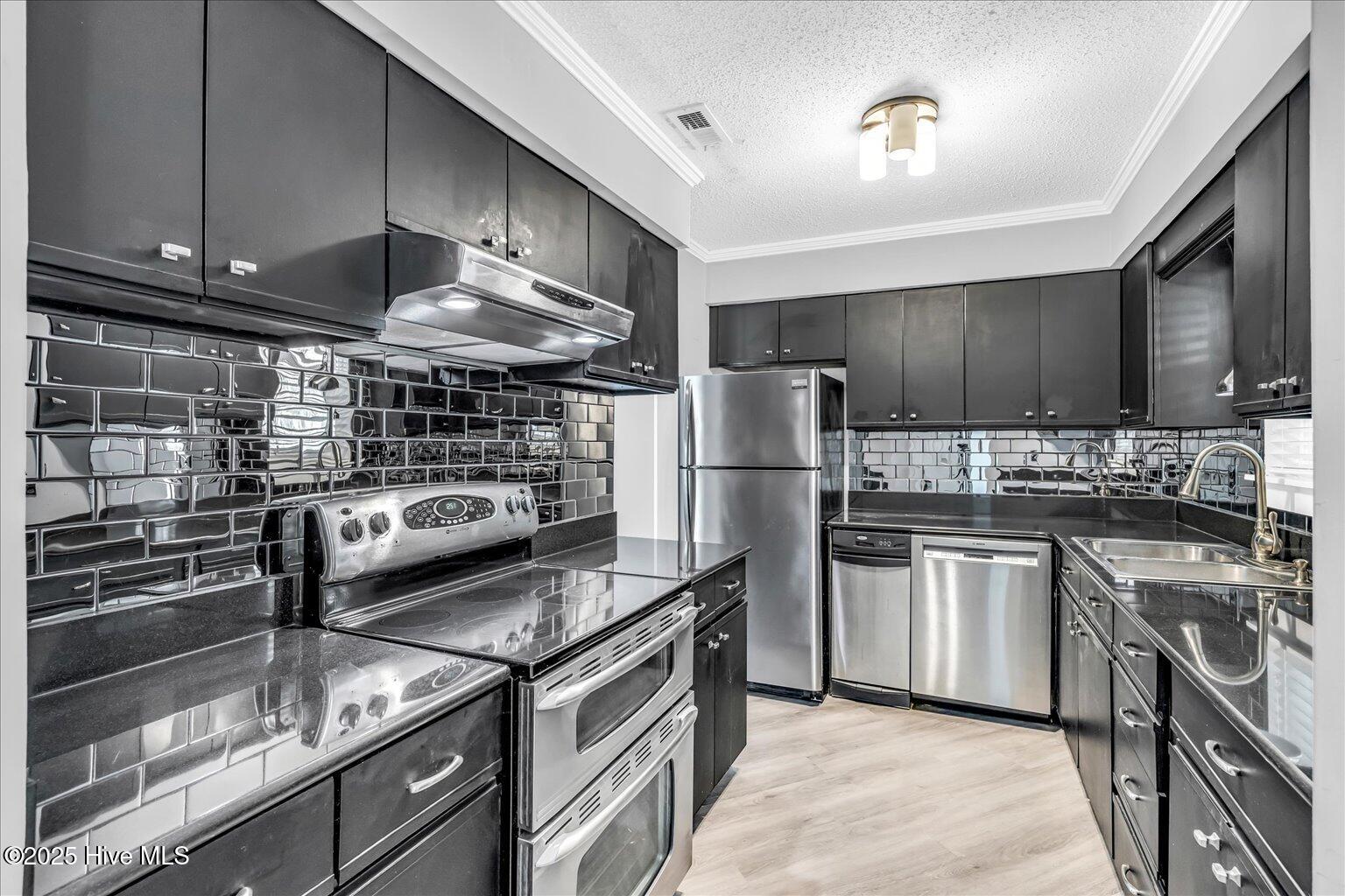 724 Azalea Drive 436