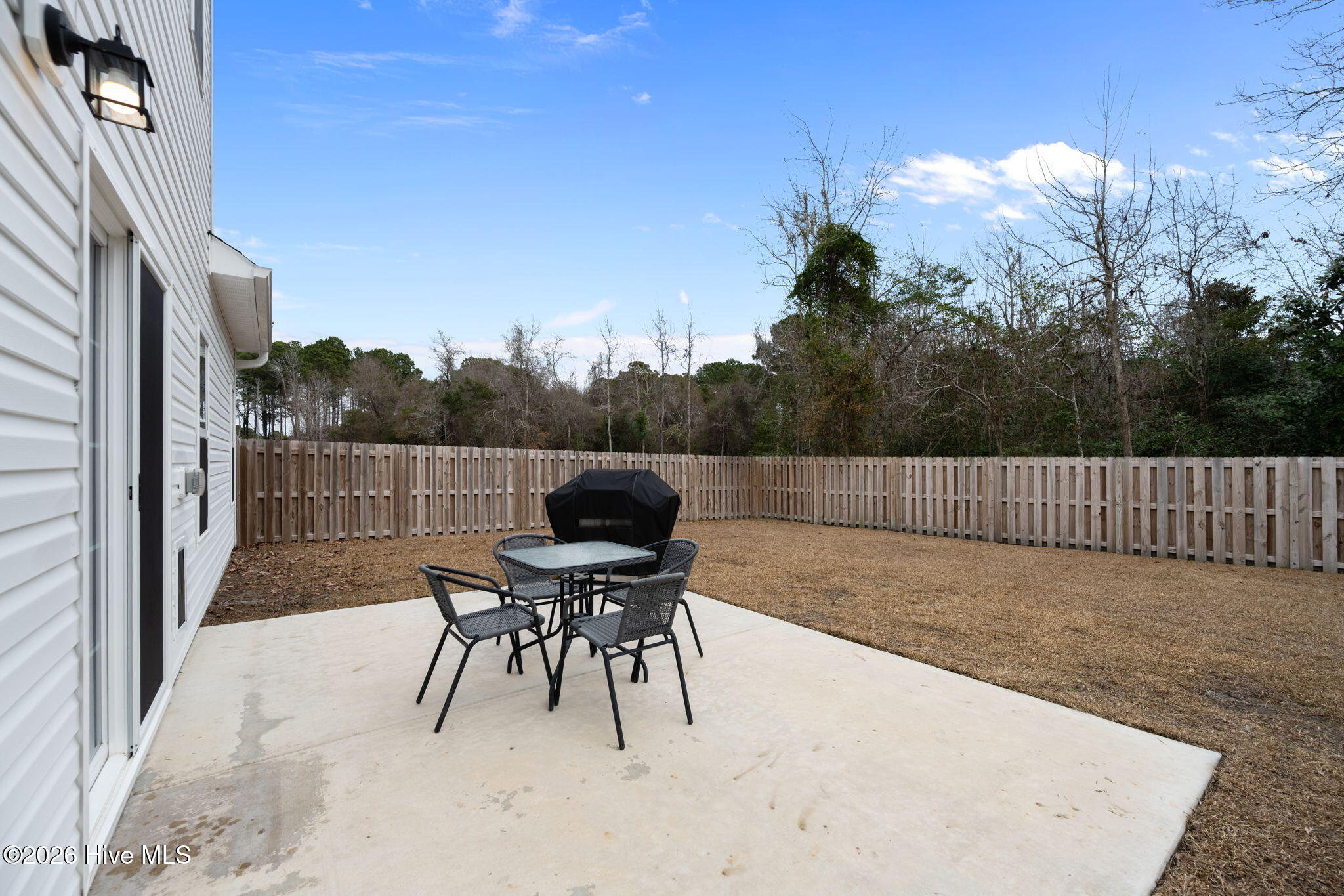 535 White Shoal Way