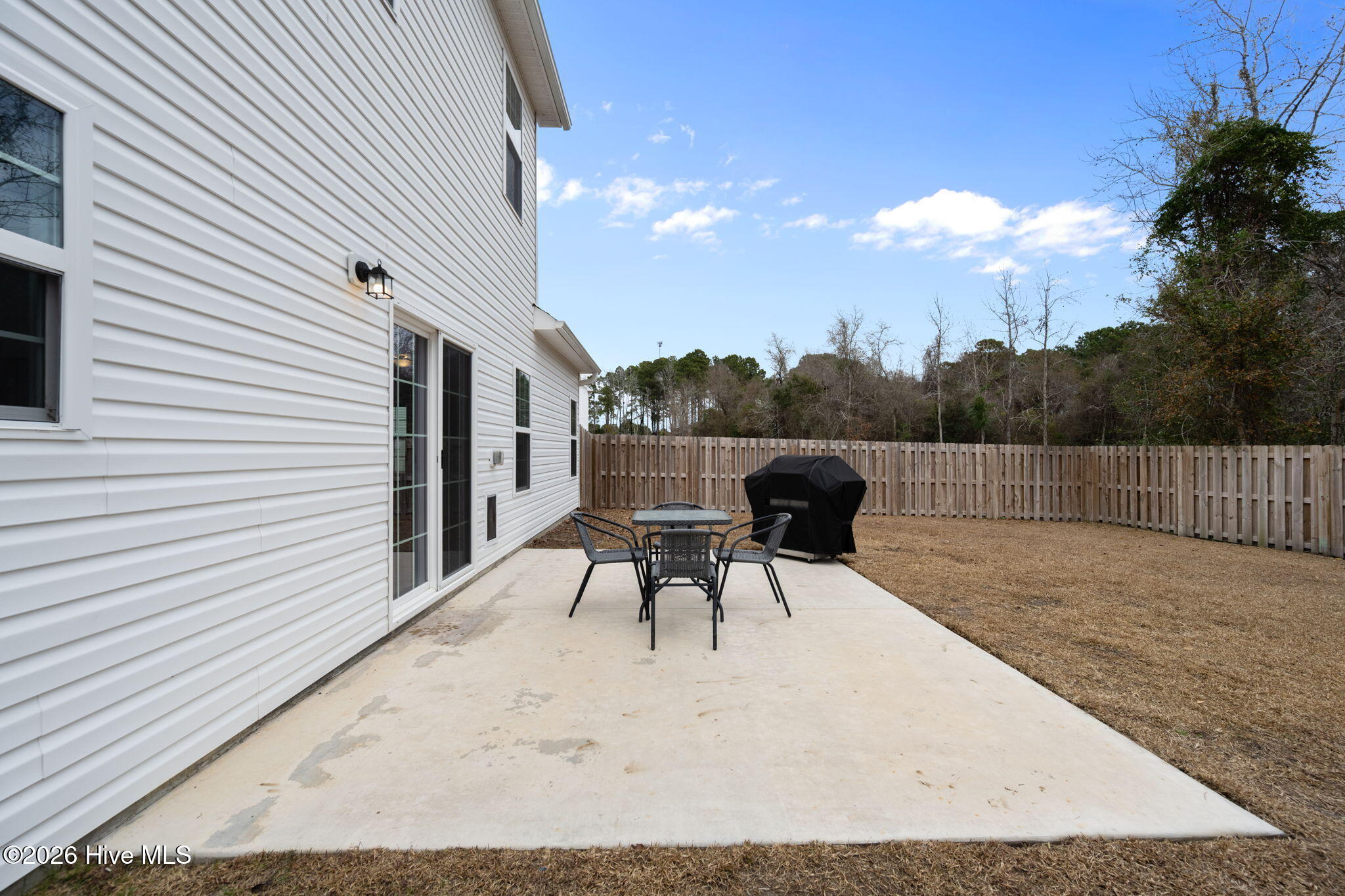 535 White Shoal Way