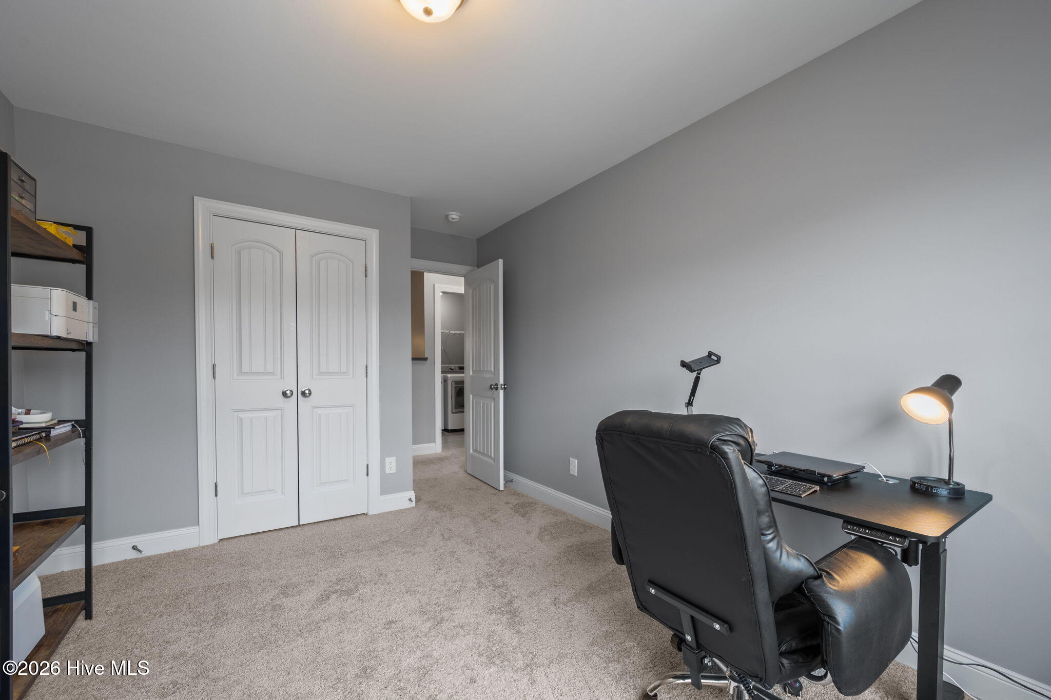 535 White Shoal Way