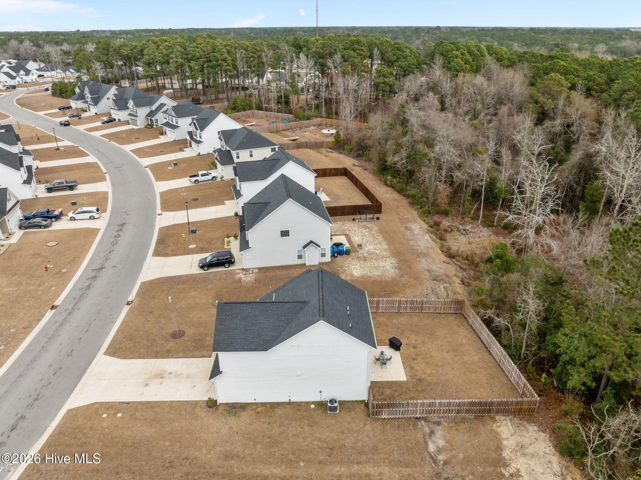 535 White Shoal Way