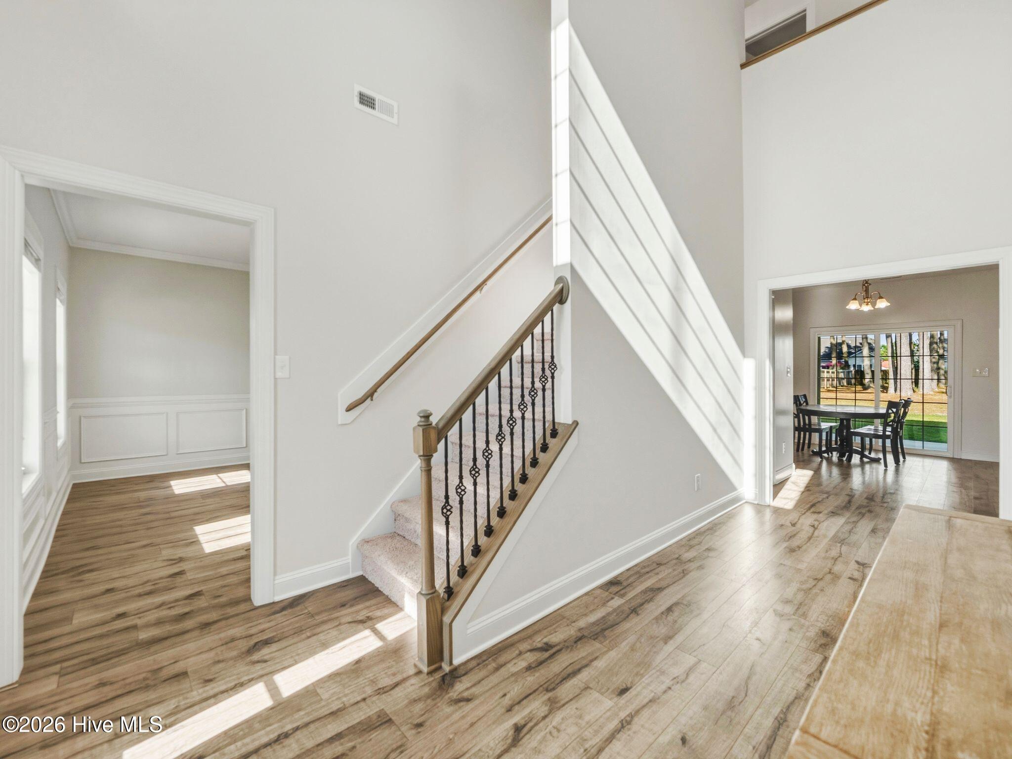 519 White Shoal Way