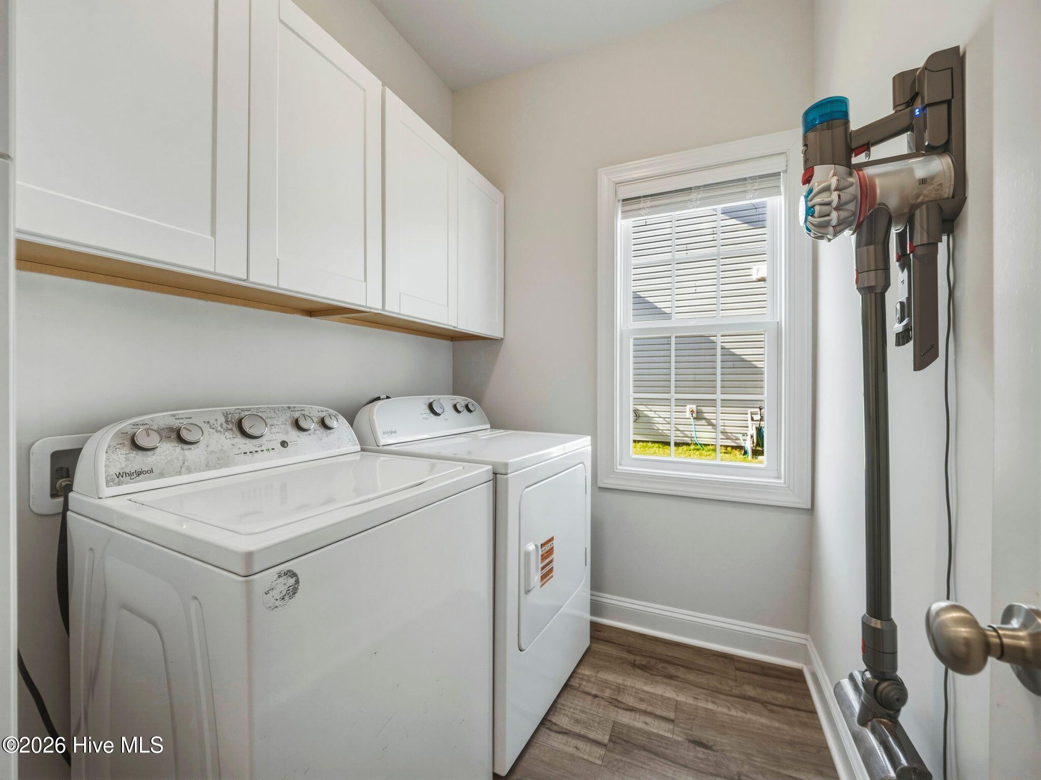 519 White Shoal Way