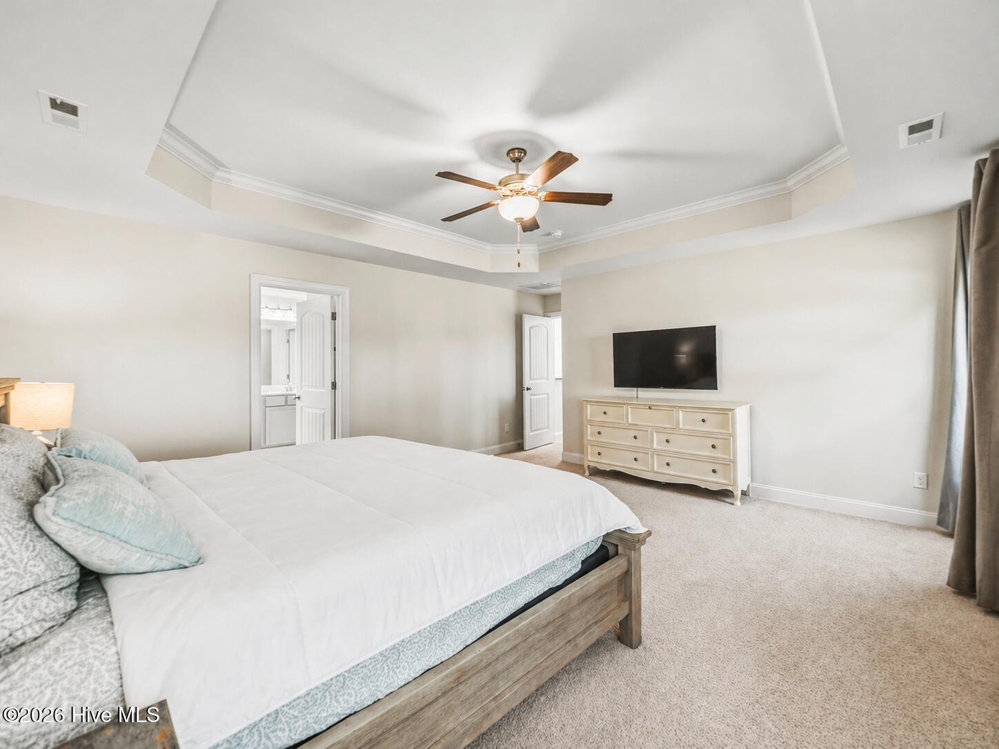 519 White Shoal Way