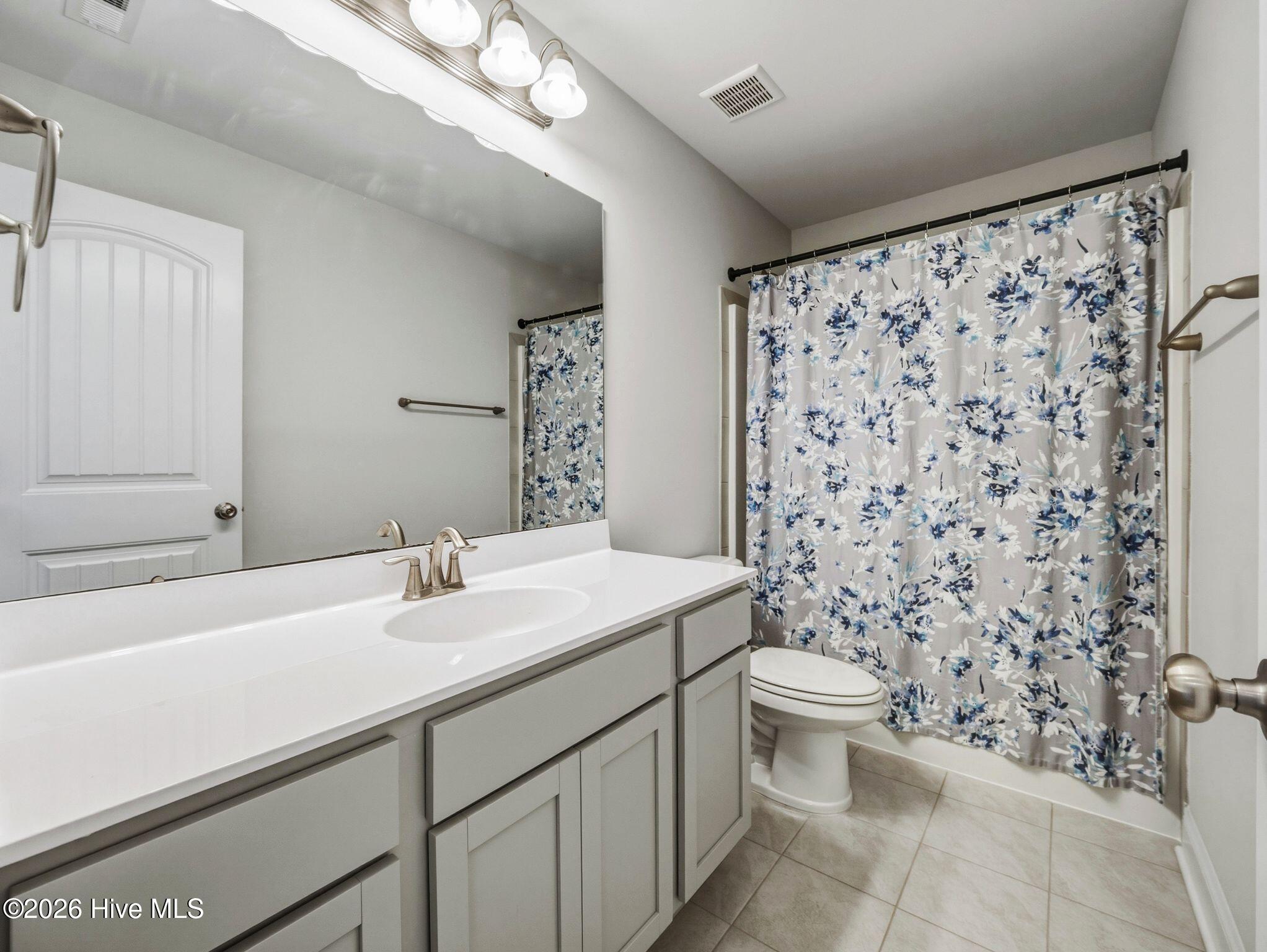 519 White Shoal Way