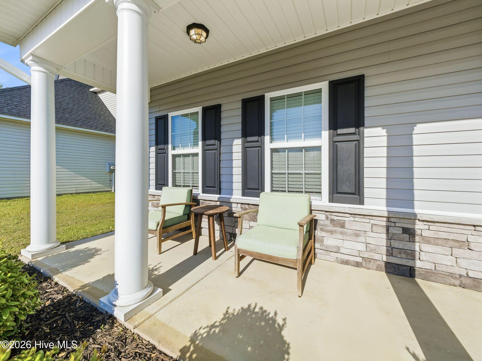 519 White Shoal Way