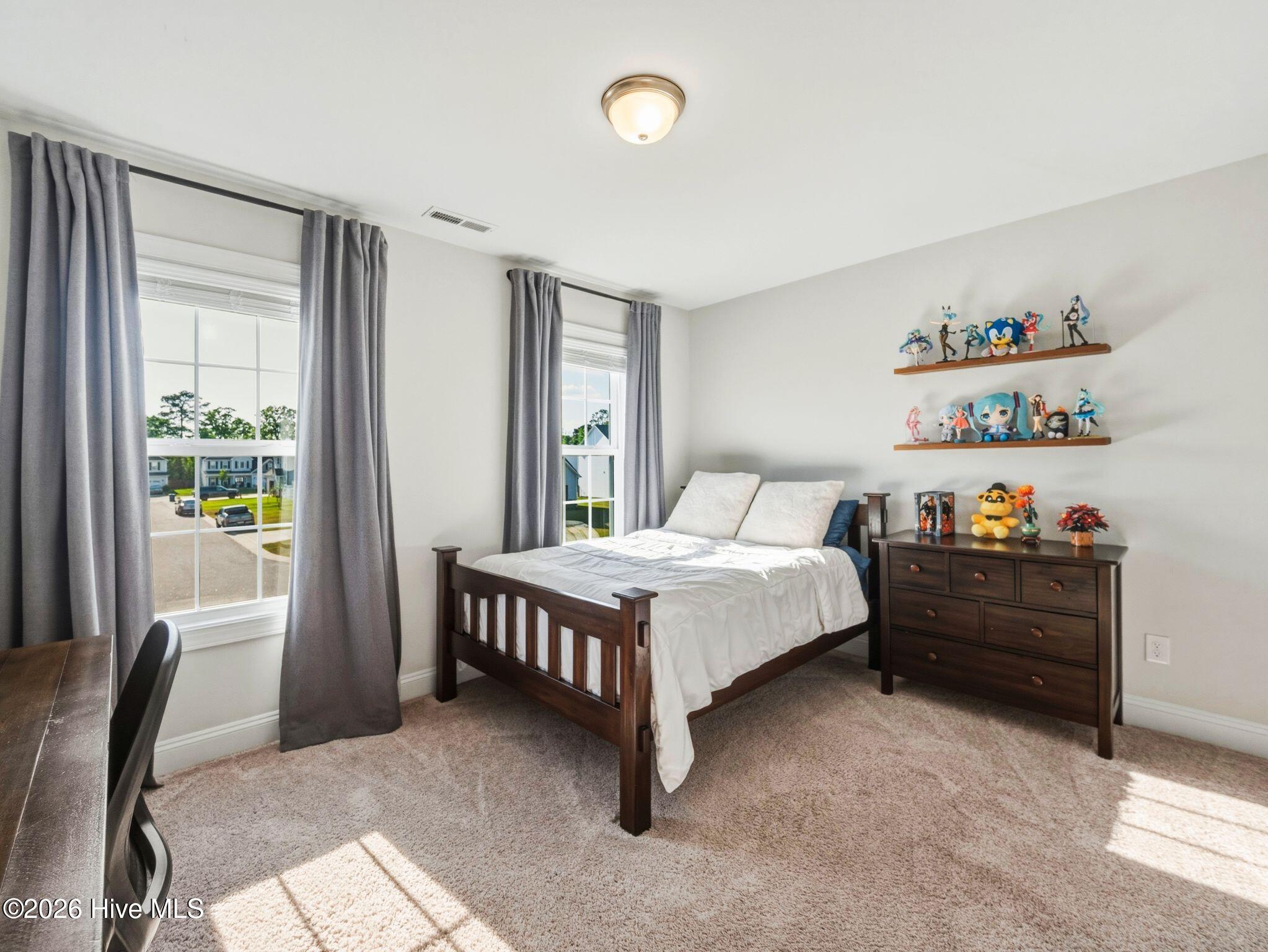 519 White Shoal Way