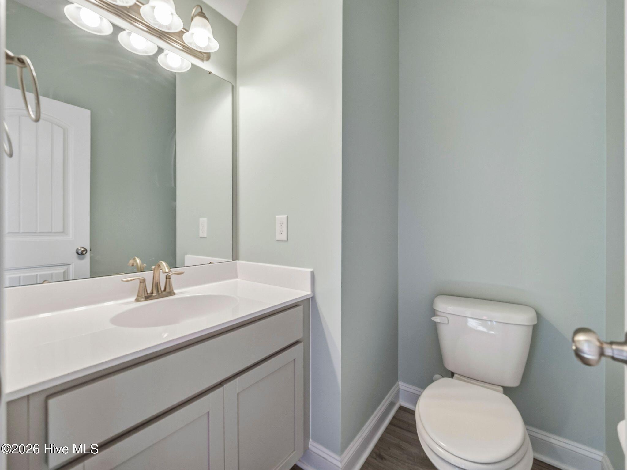 519 White Shoal Way