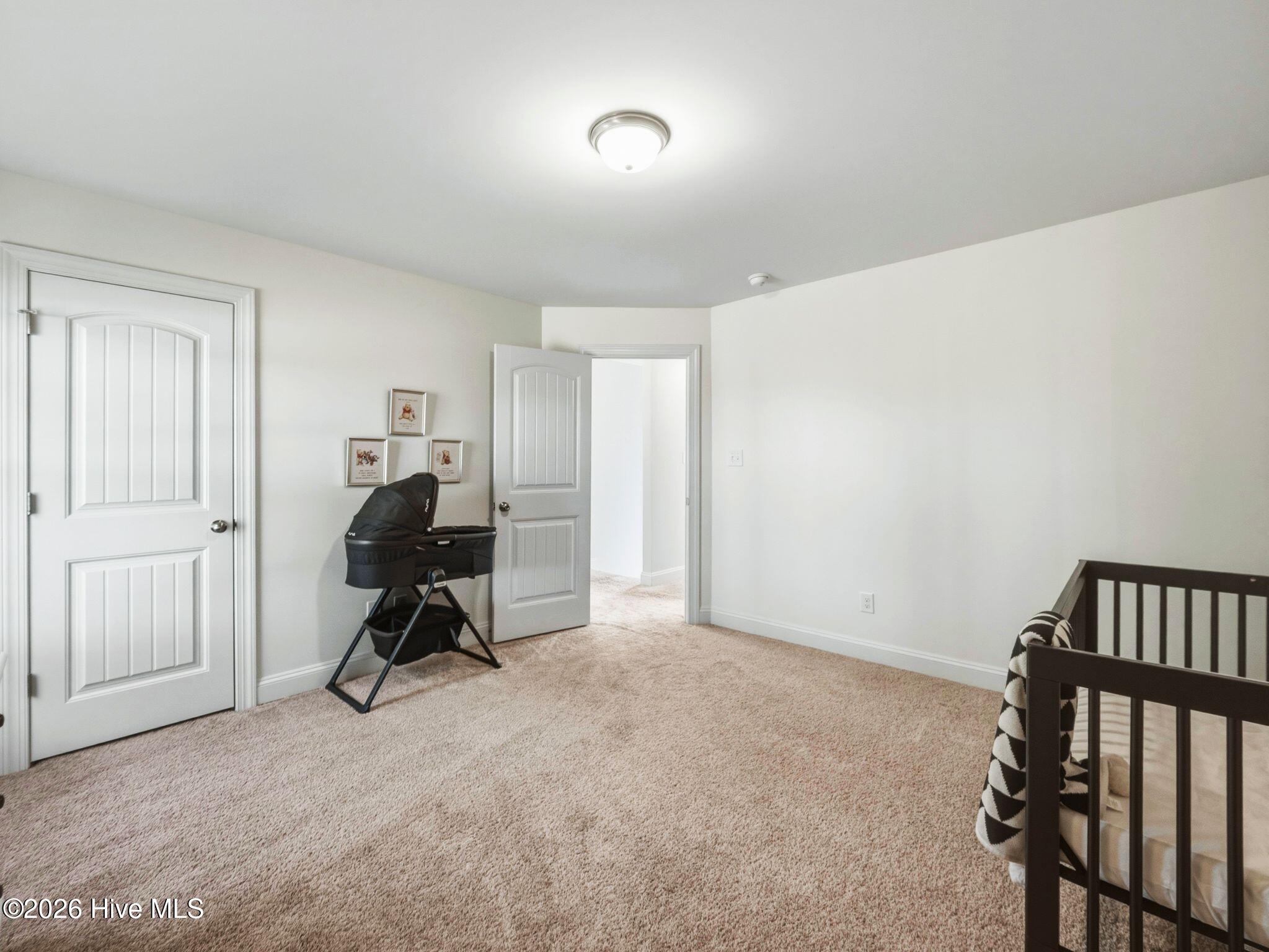 519 White Shoal Way