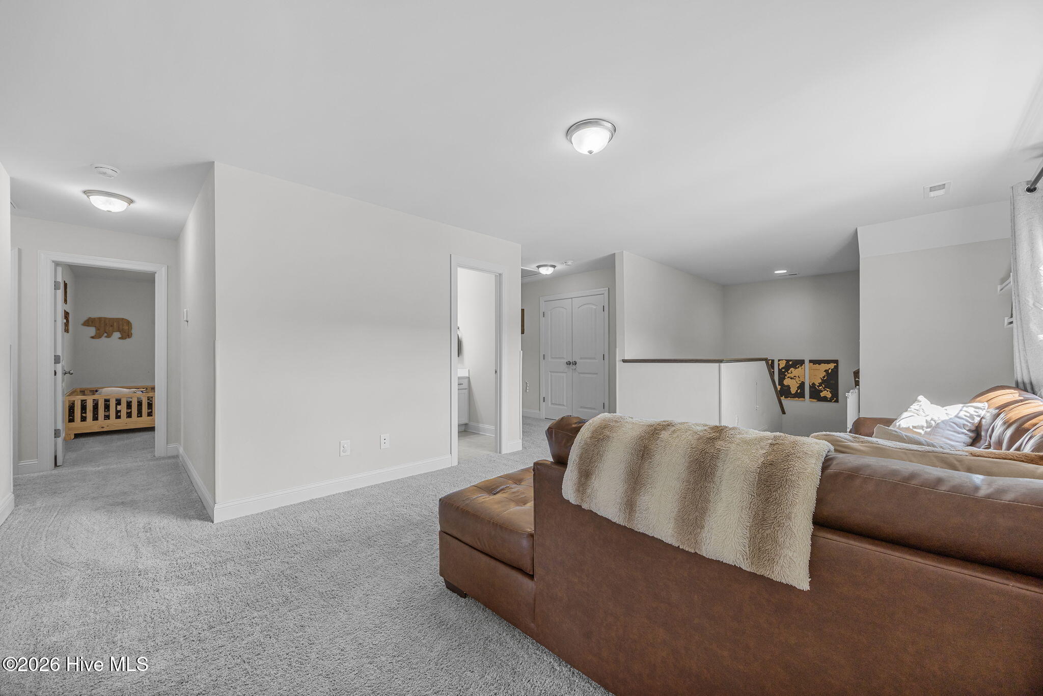 558 White Shoal Way